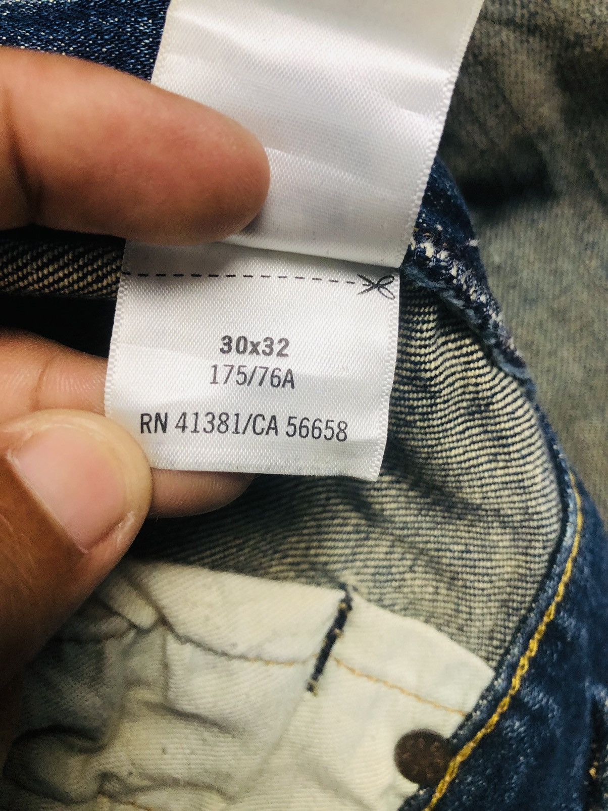 Polo Ralph Lauren Polo Ralph Lauren The Sullivan Slim Distressed Denim (37) Size US 30 / EU 46 - 18 Thumbnail