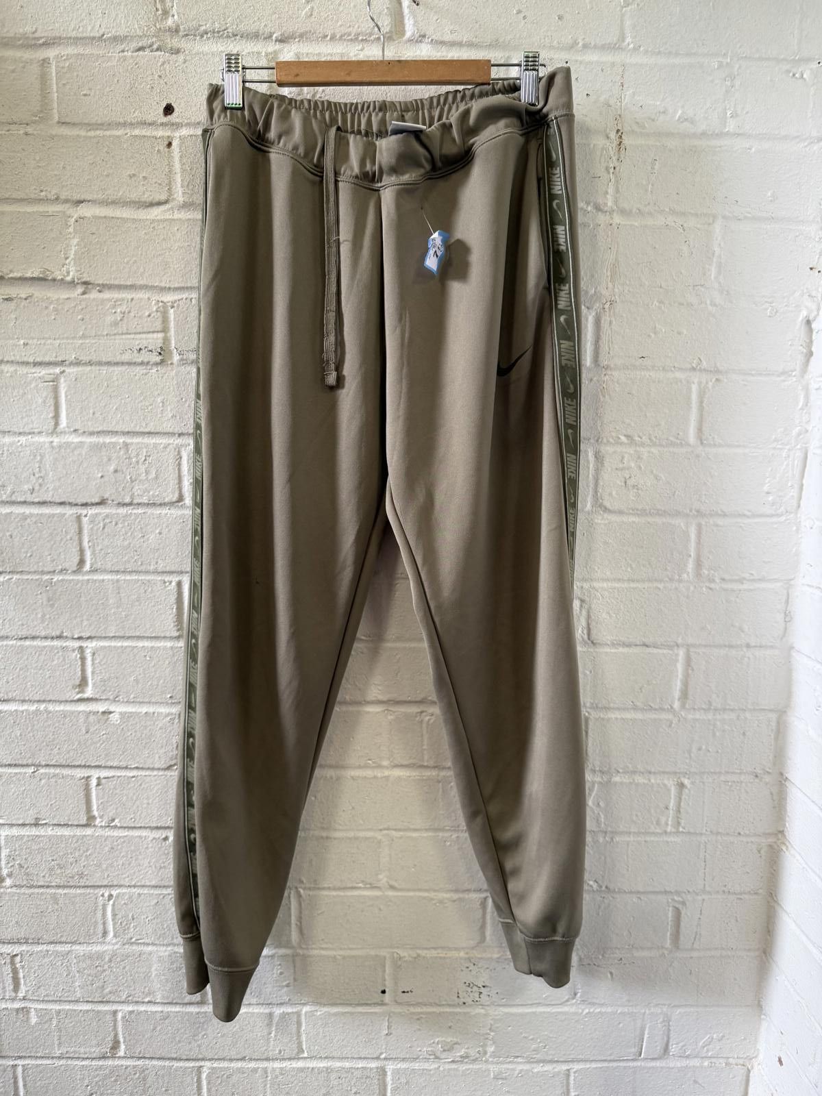 Nike Nike Women's Casual Pants Medium Khaki Size 32" / US 10 / IT 46 - 1 Thumbnail