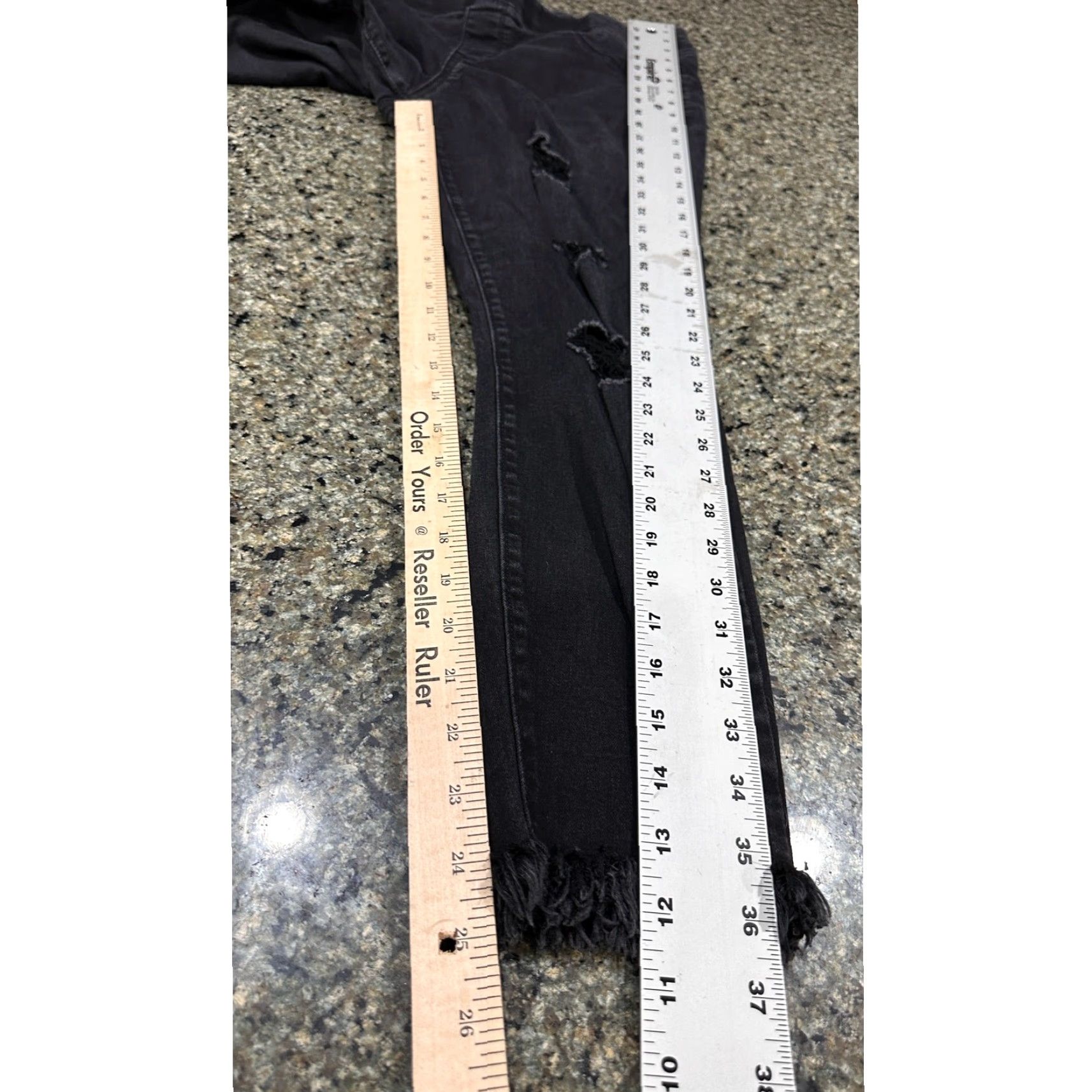 Old Navy VINTAGE Old Navy Rockstar Skinny Jeans Gray 16 Mid Rise Distressed Stretch Denim Women Adult Regular Pull On Jeans Boys Girls Mens Size 38" / US 16 / IT 52 - 4 Thumbnail