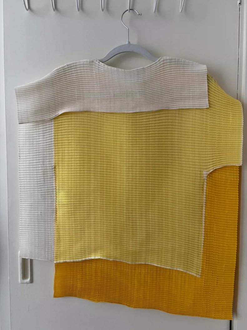 Issey Miyake Issey Miyake size:2 Yellow and white color-blocked design Size XS / US 0-2 / IT 36-38 - 5 Thumbnail