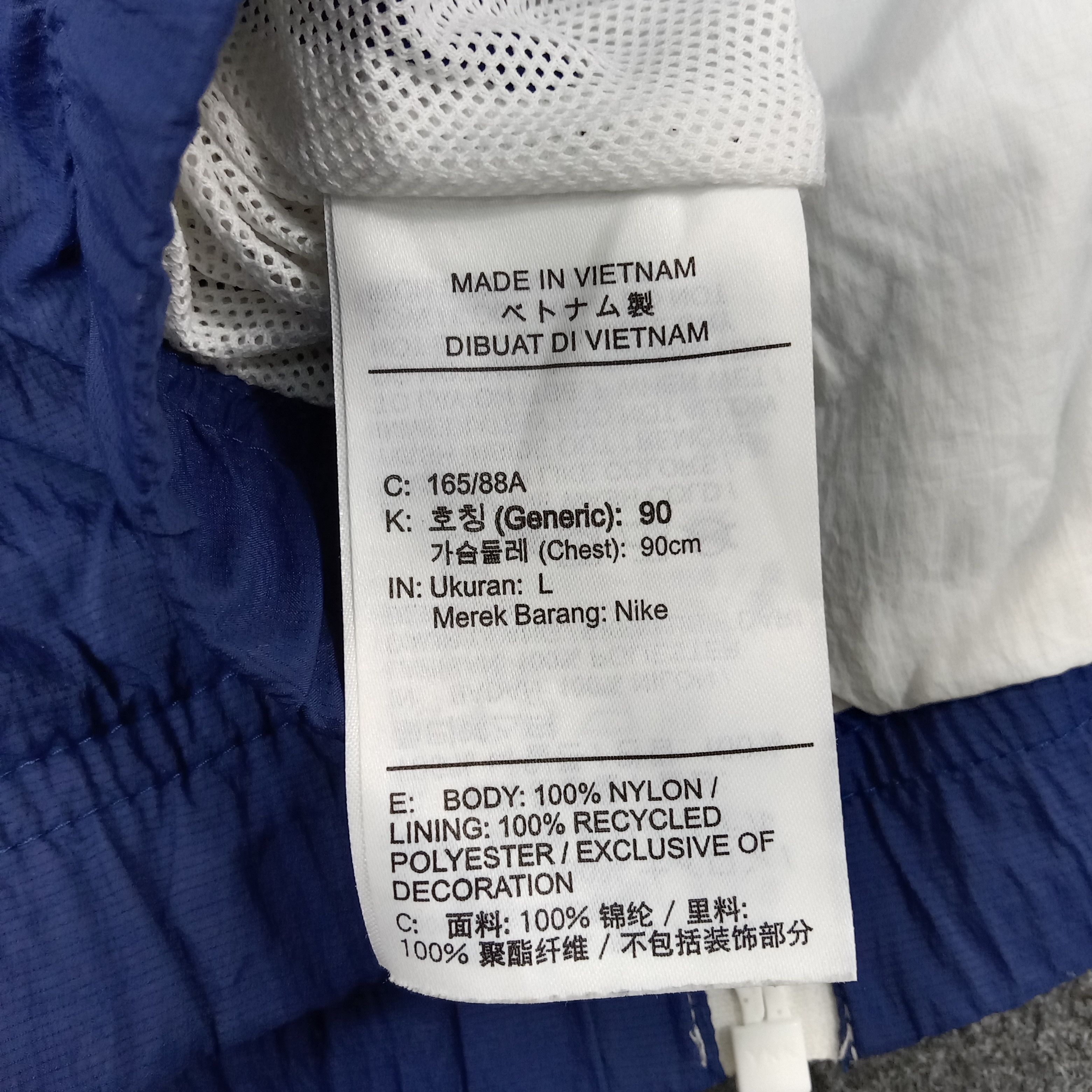 Nike × Vintage Nike American Sports Style Big Swoosh Jacket C229N22 Size US XL / EU 56 / 4 - 3 Thumbnail