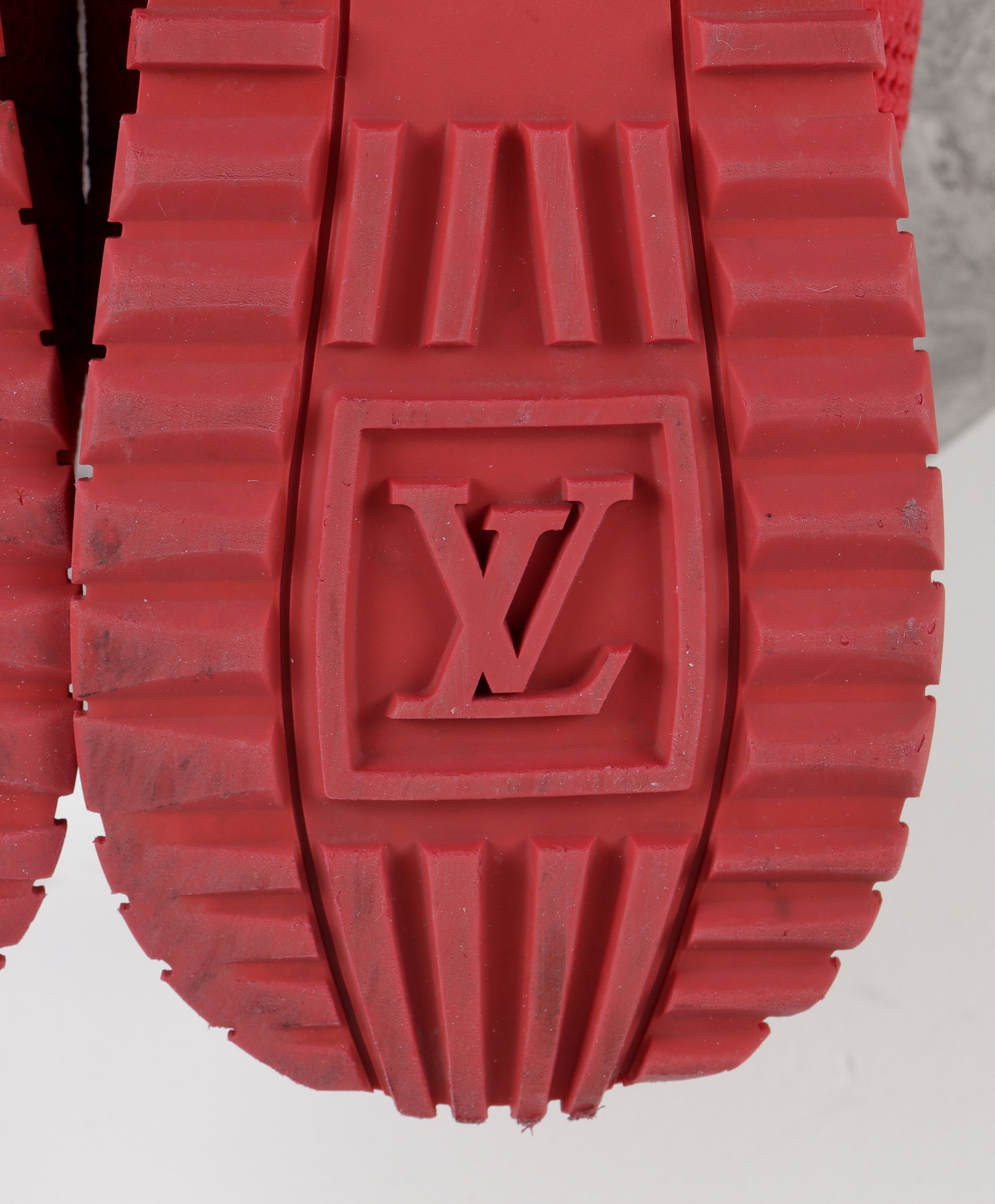 Louis Vuitton Louis Vuitton Run Away Damier Red Mesh Sneakers Size US 10 / EU 43 - 16 Thumbnail