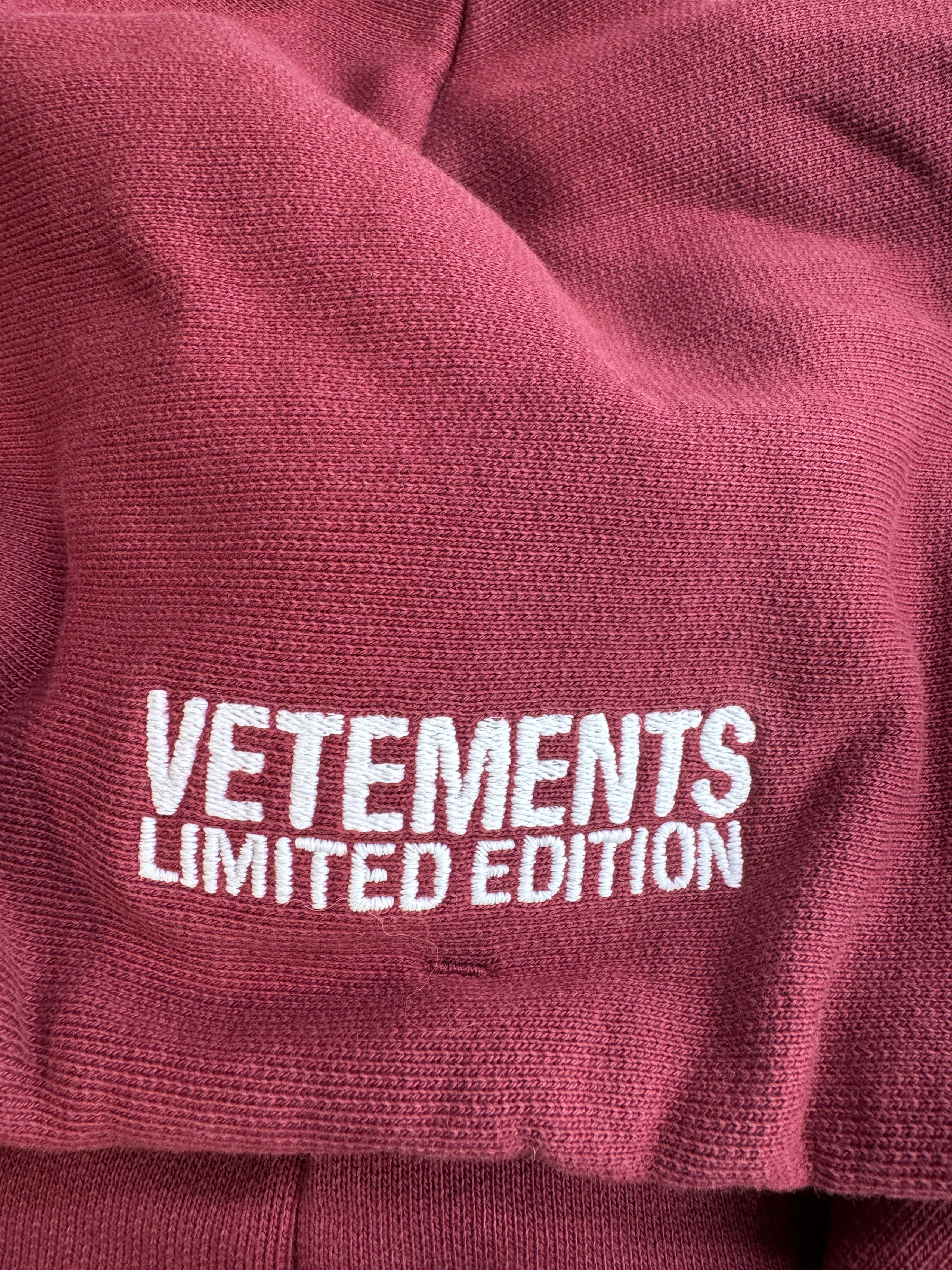 Vetements Vetements Definition Hoodie Bordeaux XL Size US XL / EU 56 / 4 - 7 Thumbnail