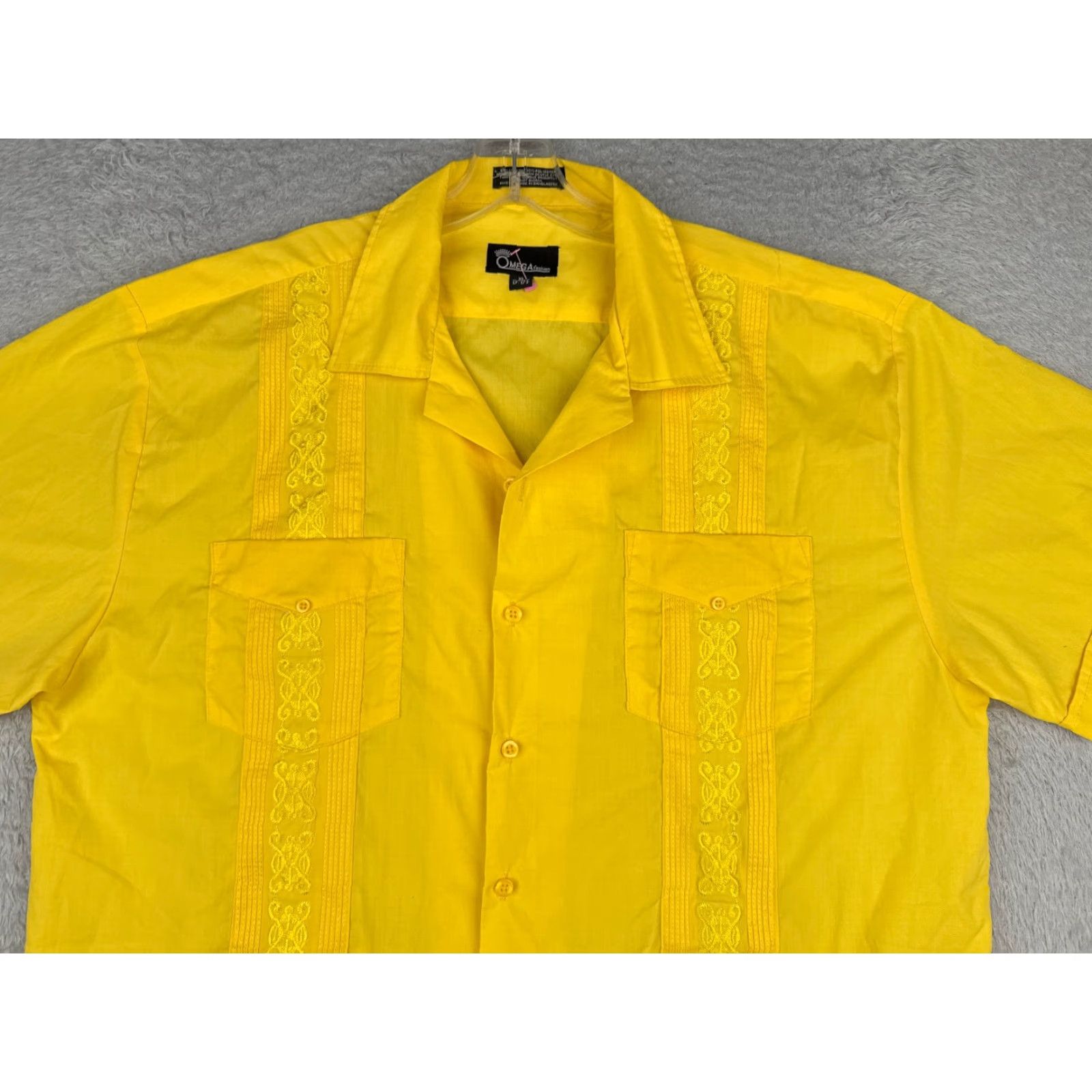 Omega Omega Fashion Guayabera Shirt Mens Adult 17.5 Yellow Cotton Polyester Blend 4 Pocket Button-Up Short Sleeve Casual Beach Classic 90s? Size US XXL / EU 58 / 5 - 4 Thumbnail