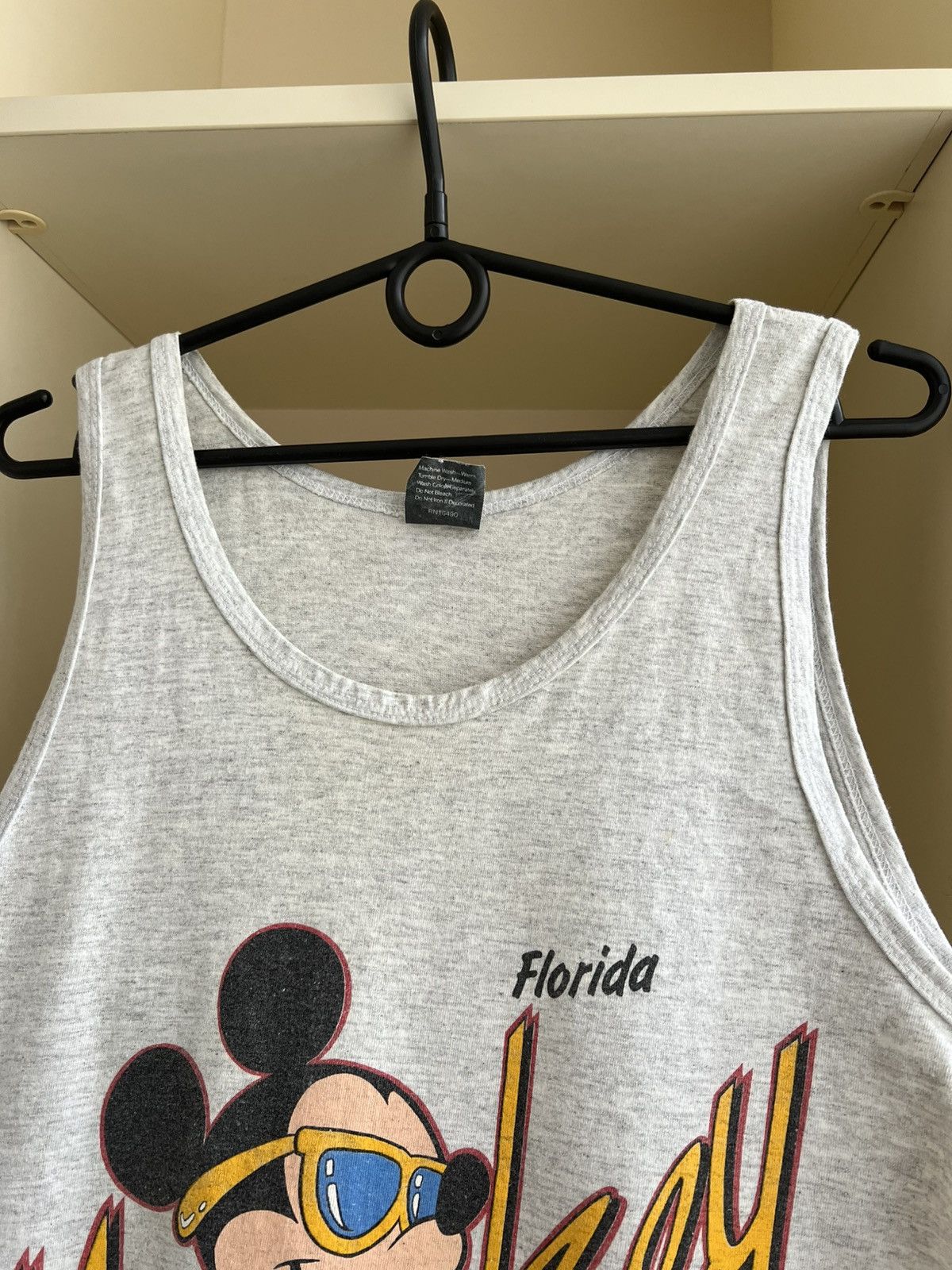 Mickey Mouse Vintage 90s Mickey Mause Tee The Walt Disney Company Size US L / EU 52-54 / 3 - 6 Thumbnail