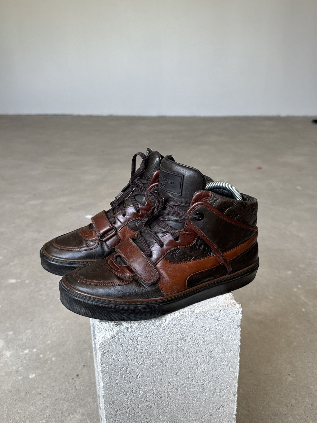Louis Vuitton Louis Vuitton Archive Monogram High Top Sneakers Size US 7.5 / EU 40-41 - 1 Thumbnail