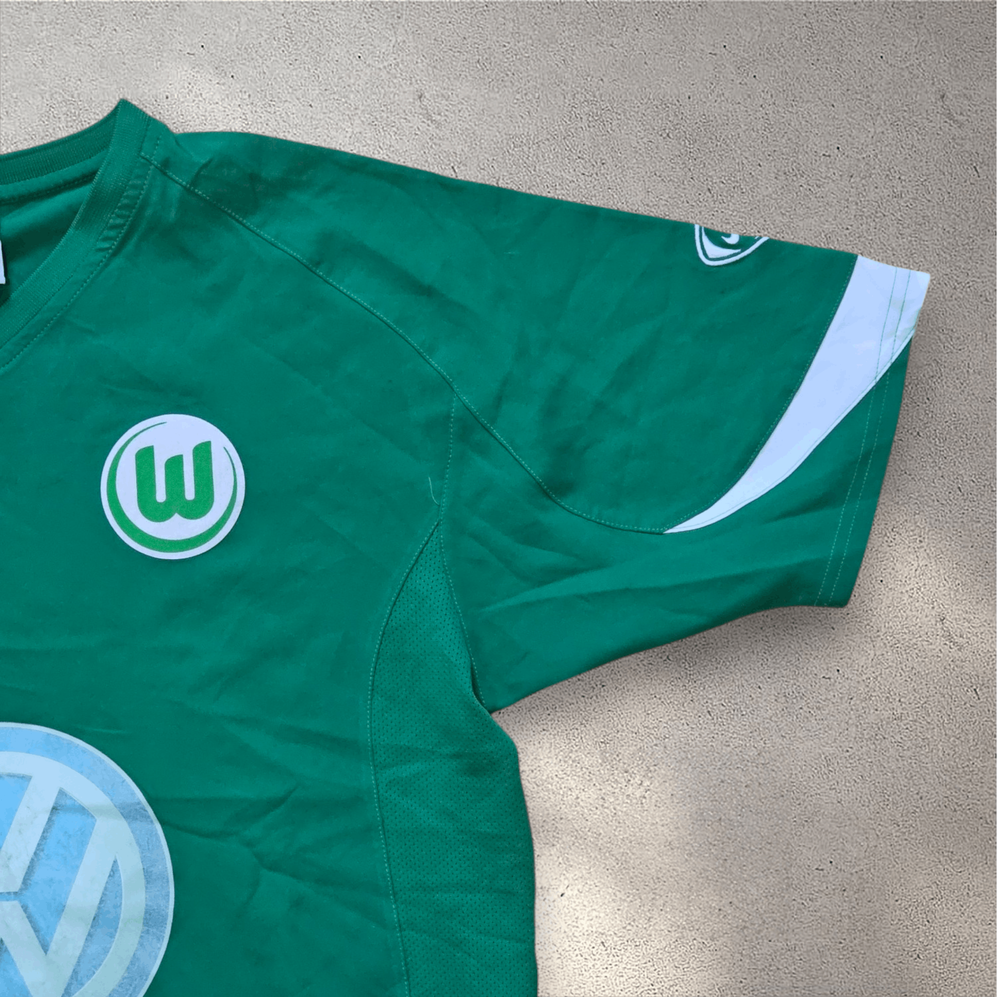 Nike VfL Wolfsburg 2005-06 D'Alessandro Jersey Size US M / EU 48-50 / 2 - 4 Thumbnail