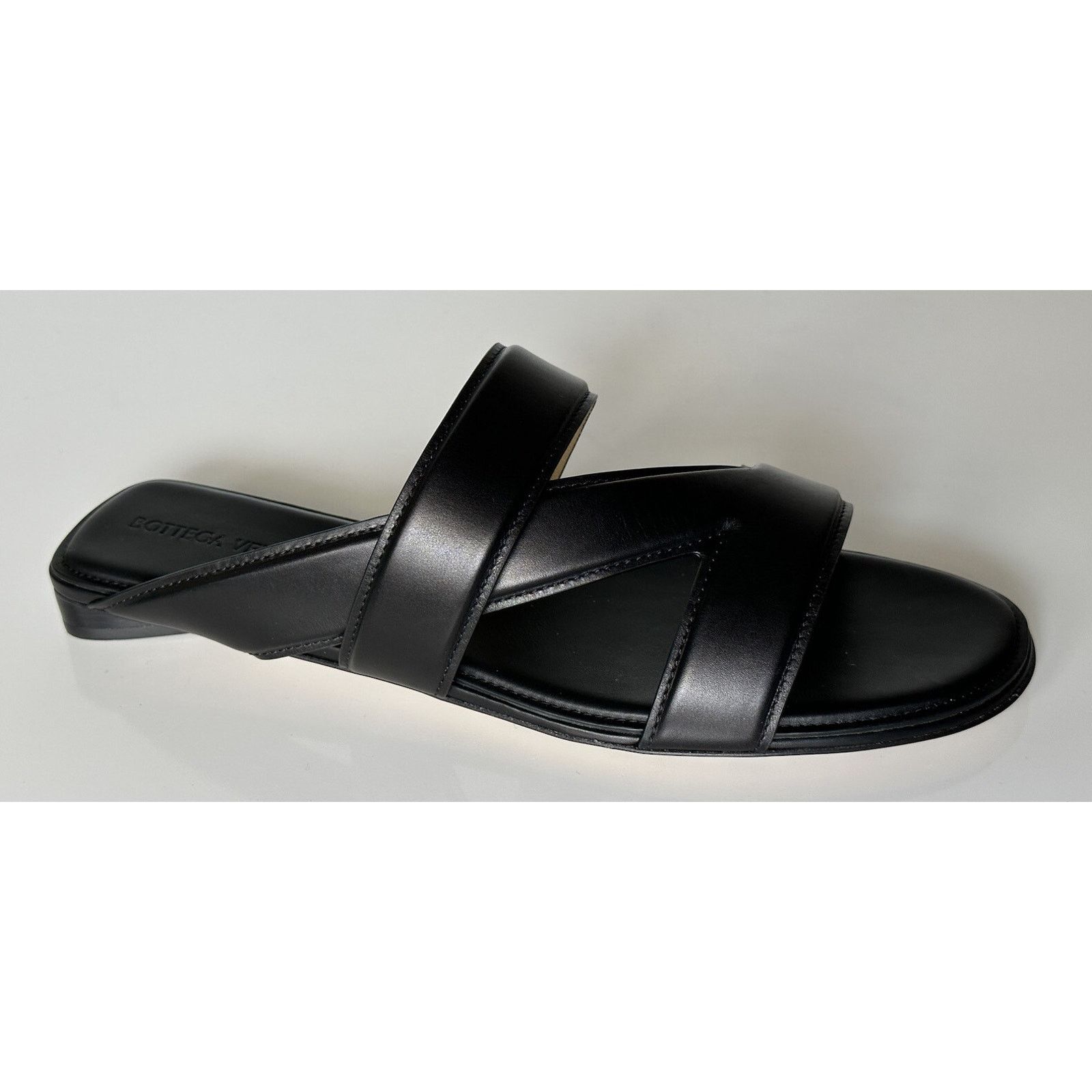 Bottega Veneta Bottega Veneta Calf Leather Sandals Black 9 US 651374 Size US 9 / IT 39 - 1 Thumbnail