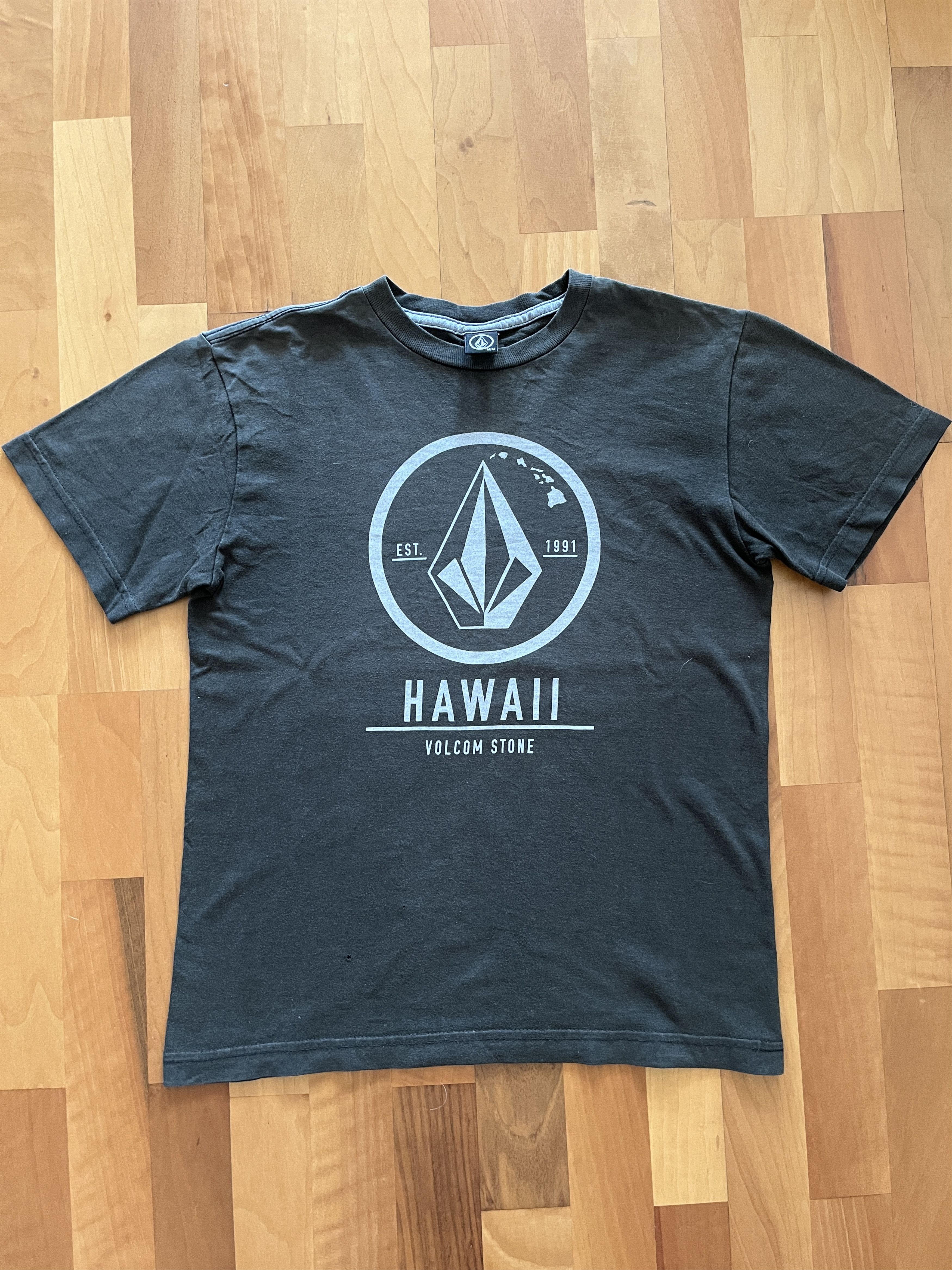Volcom Volcom Hawaii Logo T Shirt Size US M / EU 48-50 / 2 - 1 Thumbnail