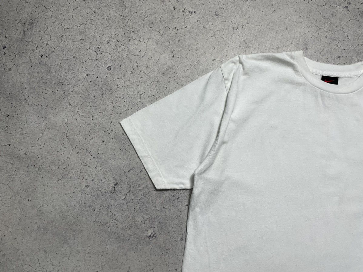 Nike × Vintage Nike Vintage 90’s Mini Logo Tee White Size US M / EU 48-50 / 2 - 4 Thumbnail