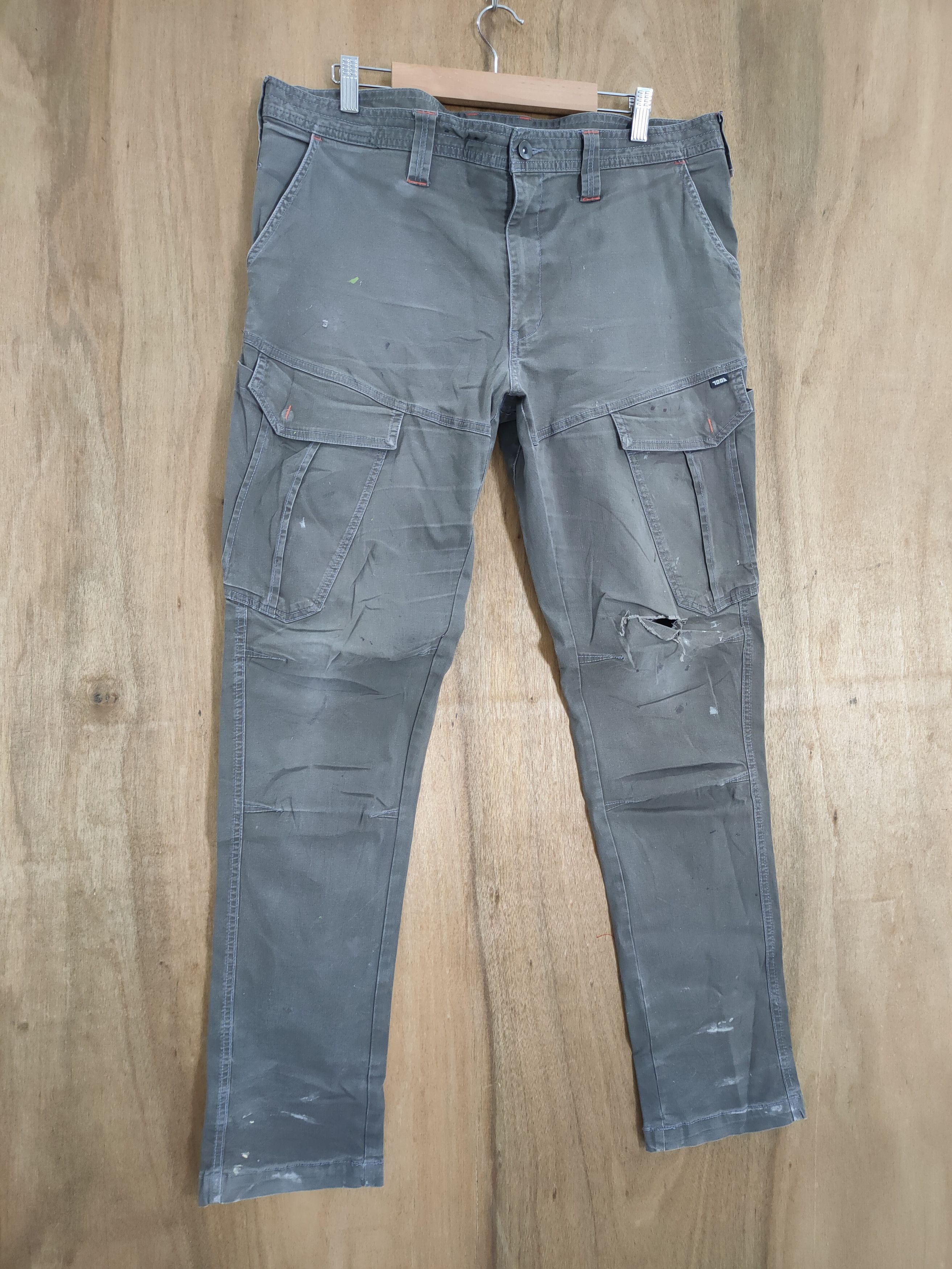 Japanese Brand × Voodoo Tactical VINTAGE JAPANESE DISTRESSED SKINNY CARGO PANTS Size US 35 - 1 Thumbnail