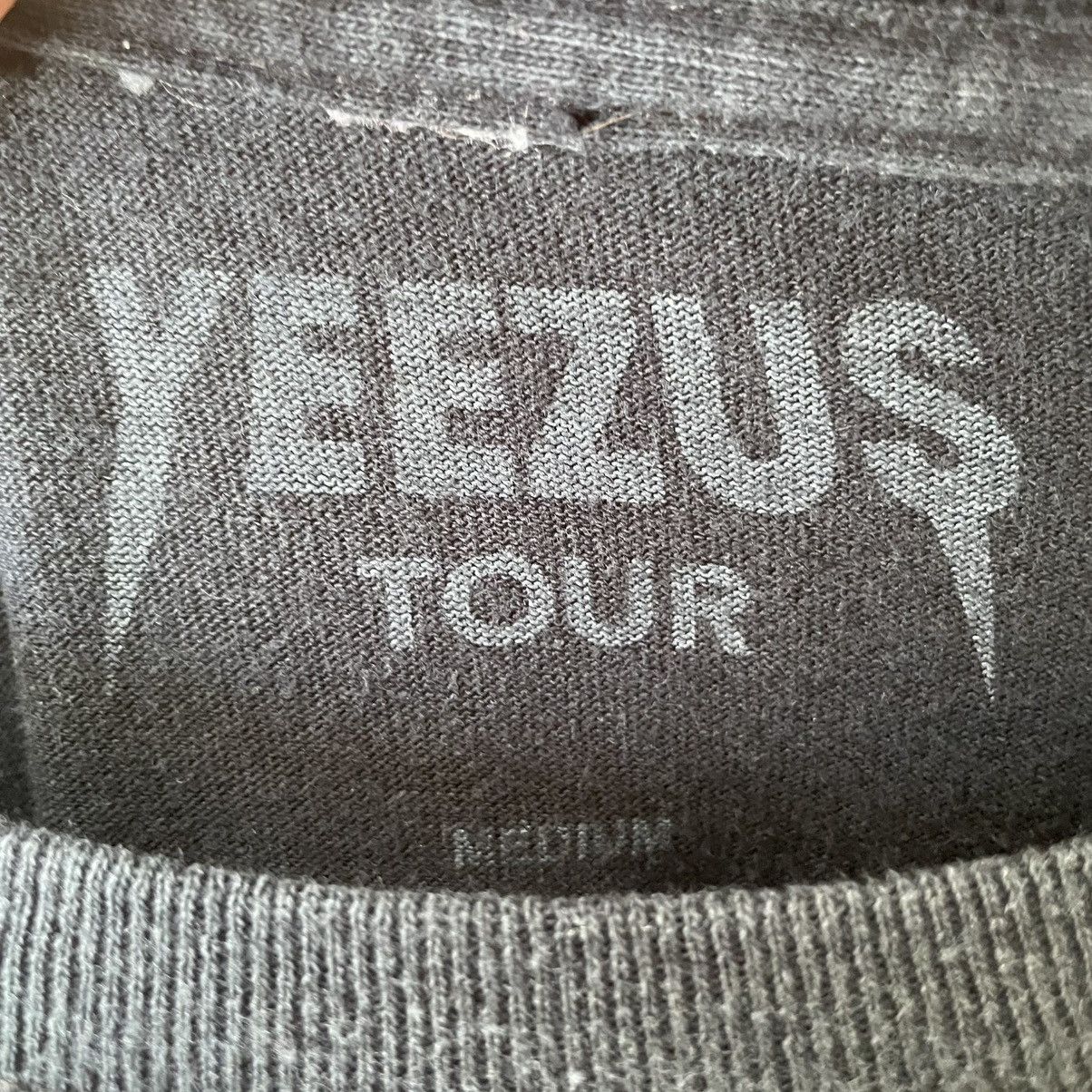 Kanye West Vintage Y2K Kanye West Yeezus Tour Tee Shirt Size US M / EU 48-50 / 2 - 5 Thumbnail