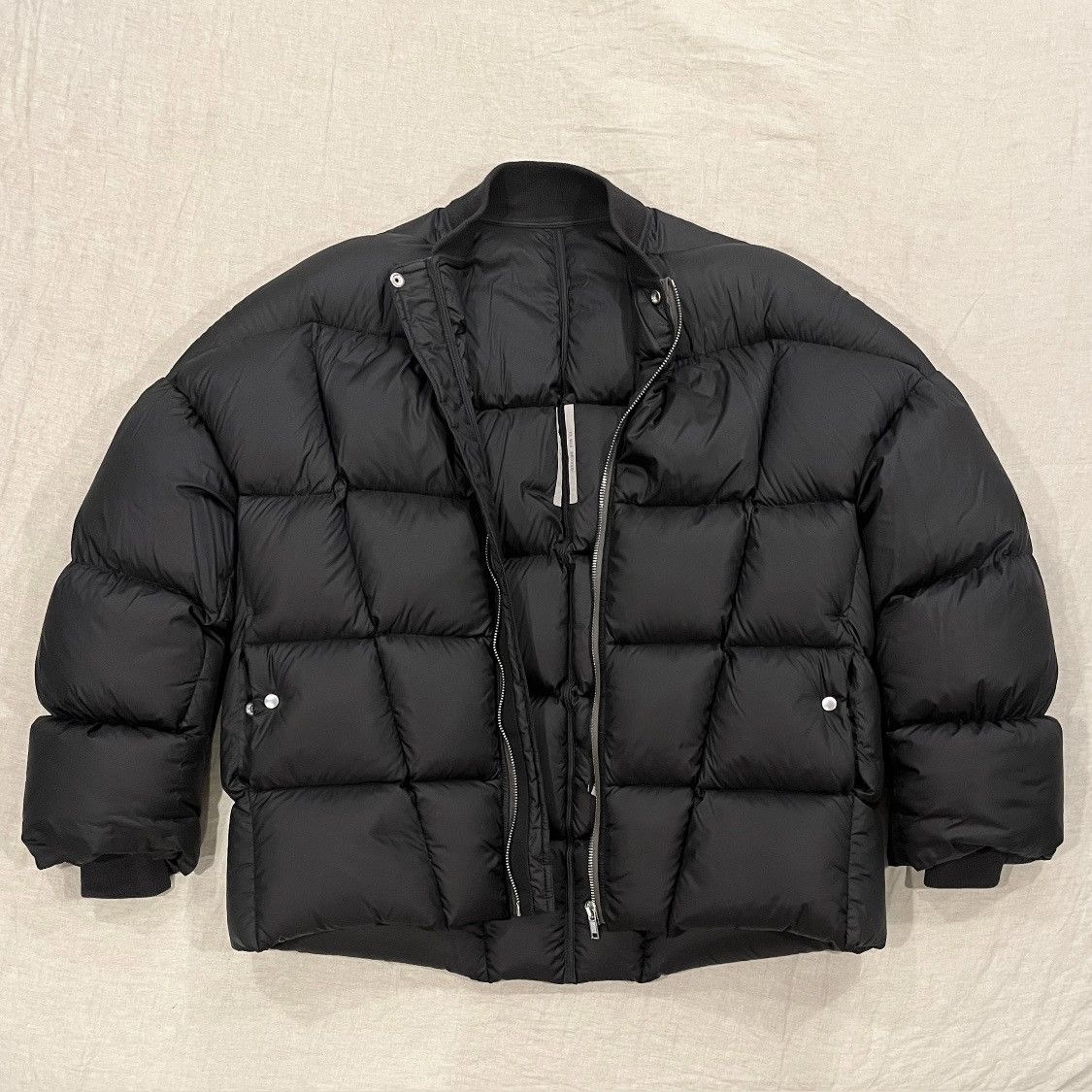 Rick Owens $2725 Rick Owens Strobe Down Puffer Bomber Jacket Size US S / EU 44-46 / 1 - 1 Thumbnail