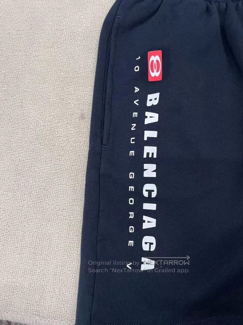 Balenciaga Balenciaga Logo Elastic Waist Sports Shorts. Size US 30 / EU 46 - 3 Thumbnail