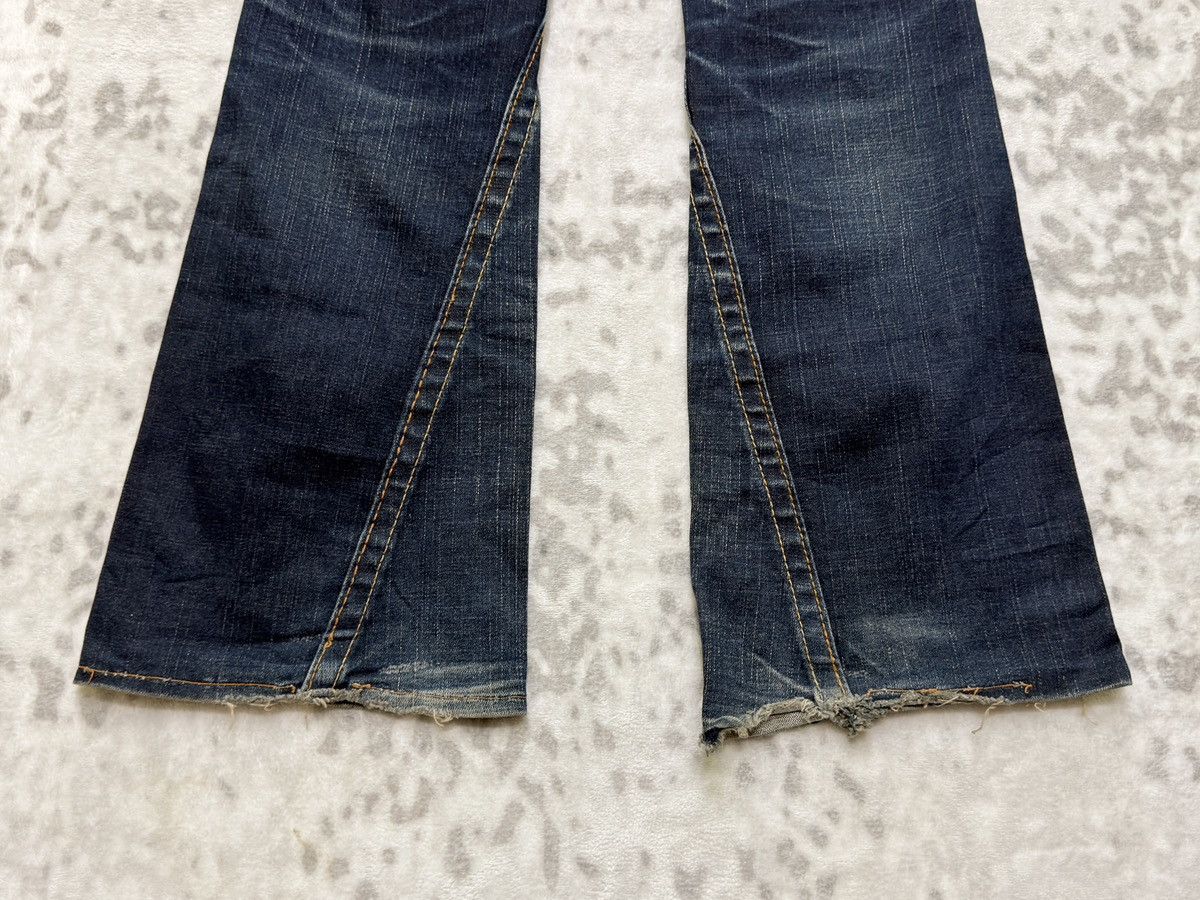 True Religion True Religion Joey Flare Jeans Y2K Low Rise Women Denim Size US 28 / EU 44 - 13 Thumbnail