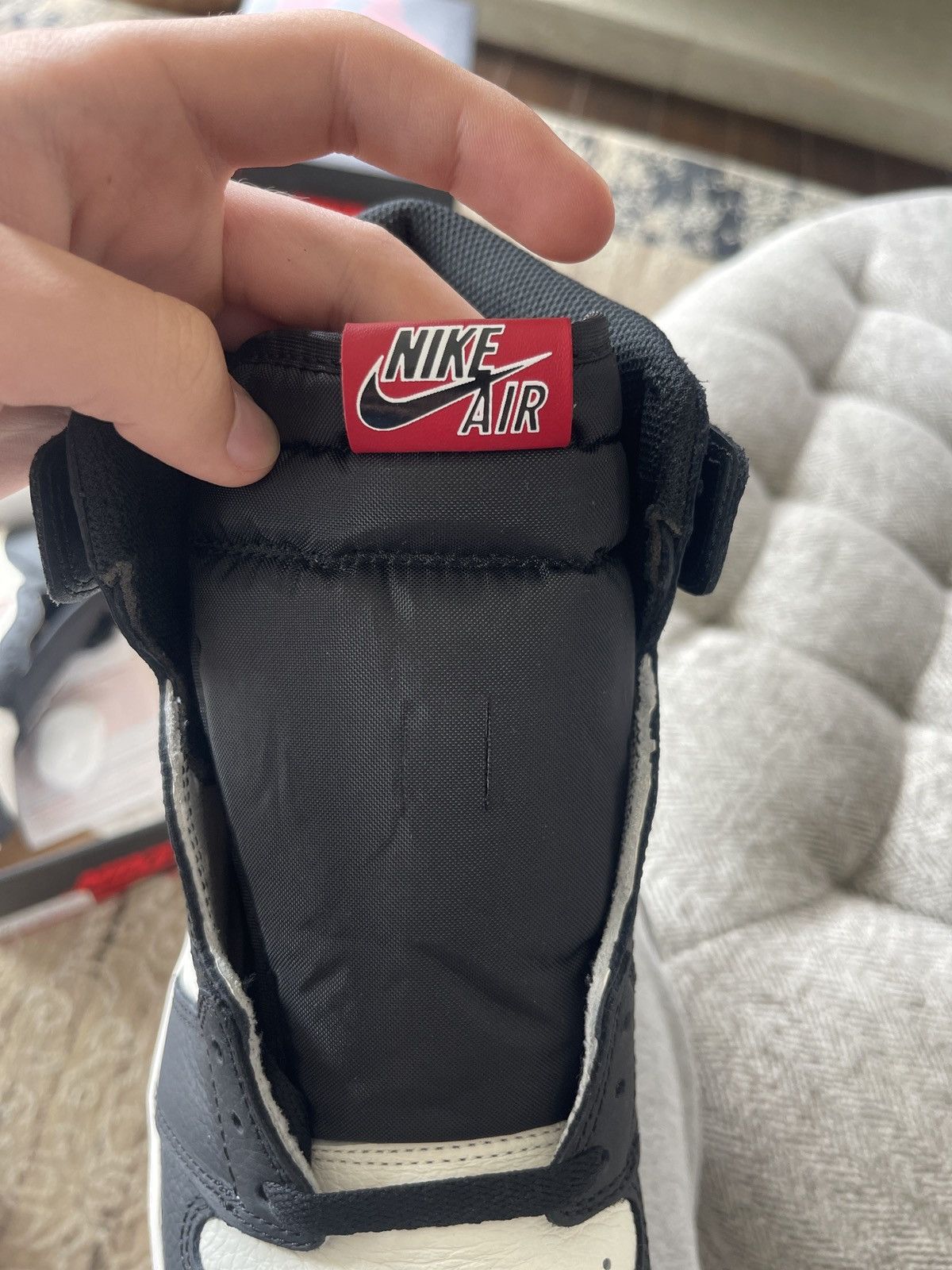 Jordan Brand × Nike Air Jordan 1 Sports Illustrated Size 10.5 Size US 10.5 / EU 43-44 - 5 Thumbnail