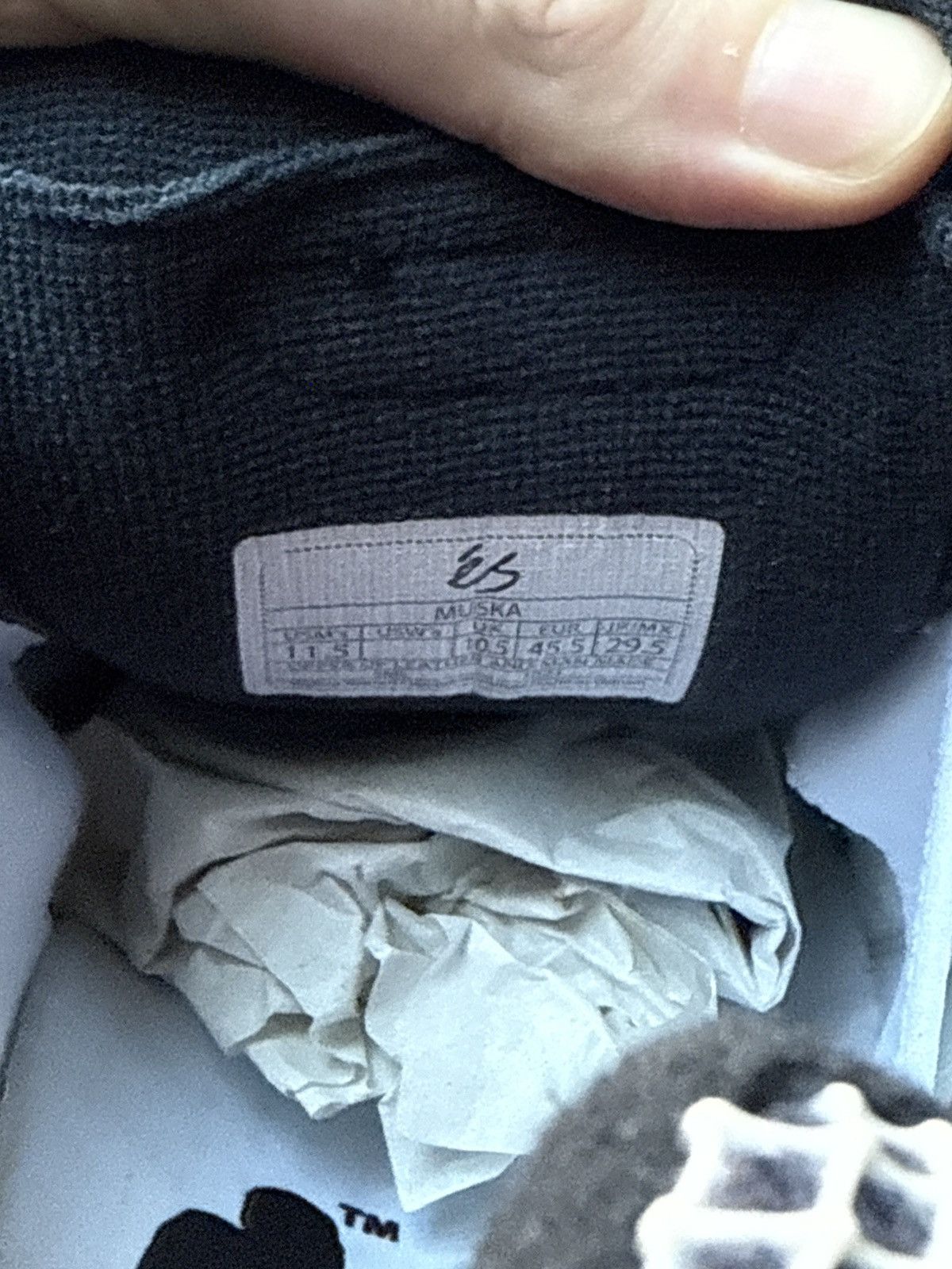 eS éS Muska “White & Navy” Size US 11.5 / EU 44-45 - 8 Thumbnail