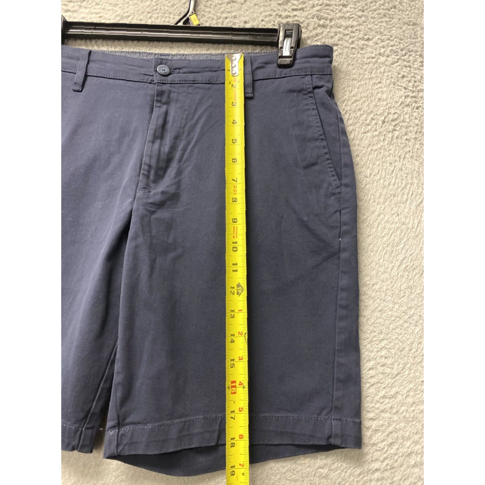 Nautica VINTAGE Nautica Chino Shorts Size 33 Navy Blue Classic Cotton 90s Retro Mens Size US 33 - 5 Thumbnail
