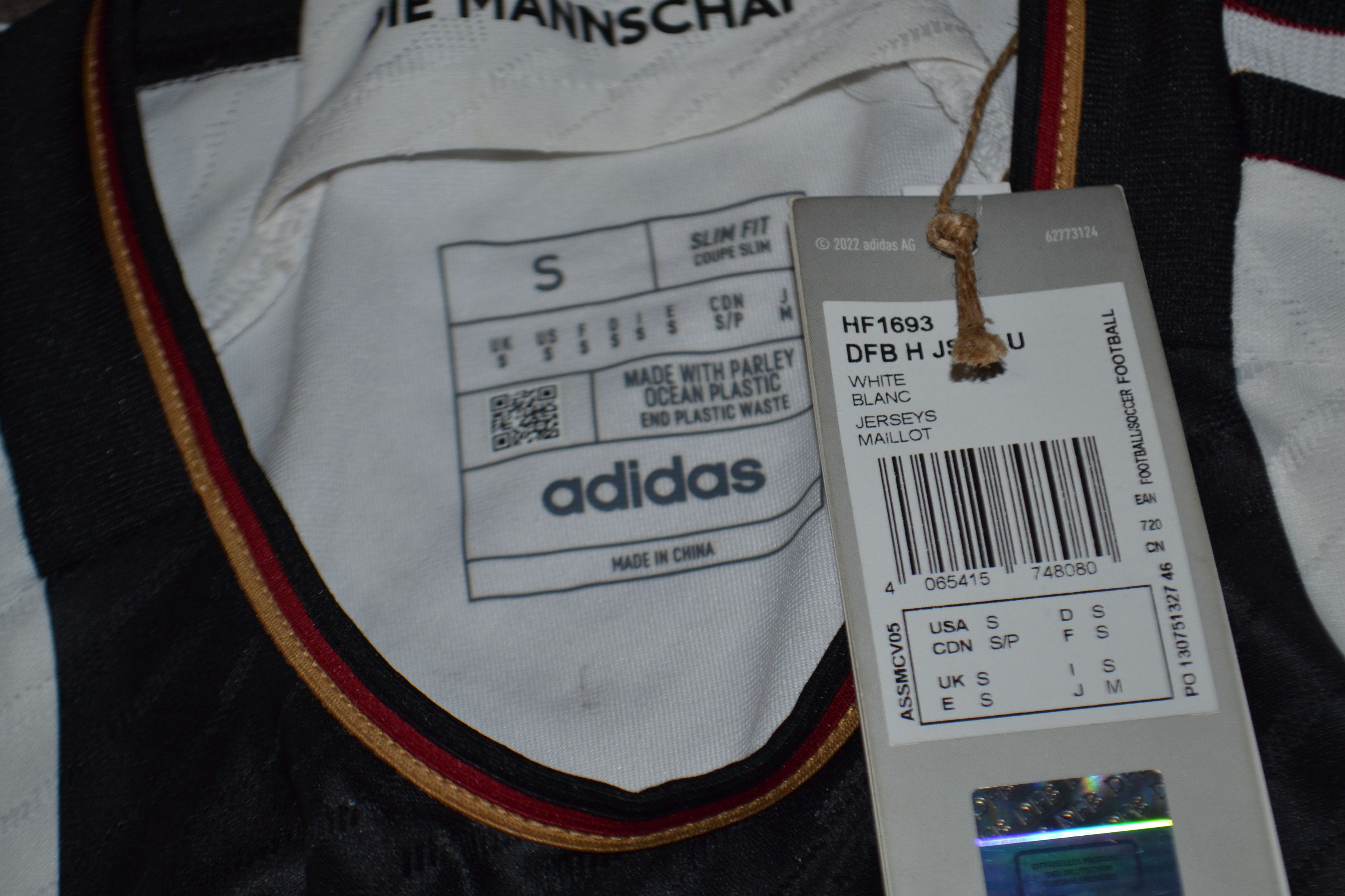Adidas Germany Home Authentic 2022 Shirt Soccer Jersey Size US S / EU 44-46 / 1 - 3 Thumbnail