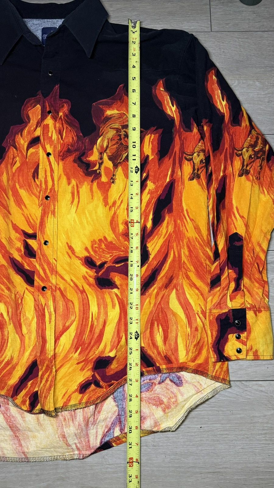 Wrangler Vintage 1990s Wrangler Western Flaming Bull LongSleeve Shirt Size US XL / EU 56 / 4 - 5 Thumbnail