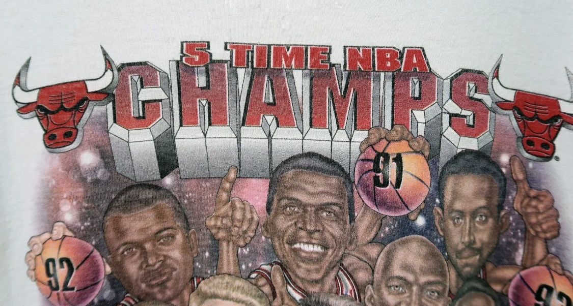 vintag Pro Player Chicago Bulls 5 Time NBA Champs T Shirt
