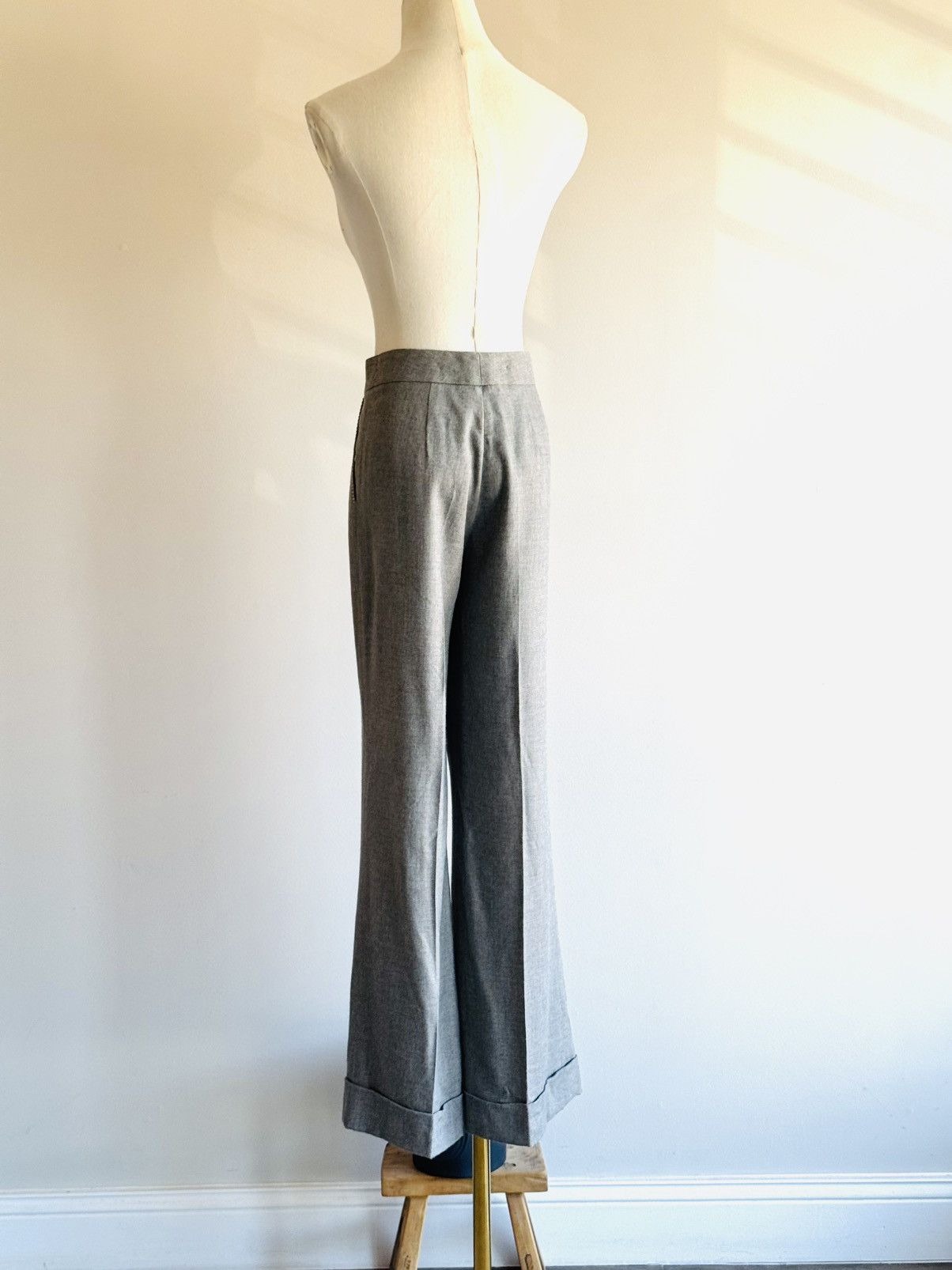 Blumarine Bluegirl by Blumarine crust trim cuffed gray trousers 42 Size 28" / US 6 / IT 42 - 9 Thumbnail