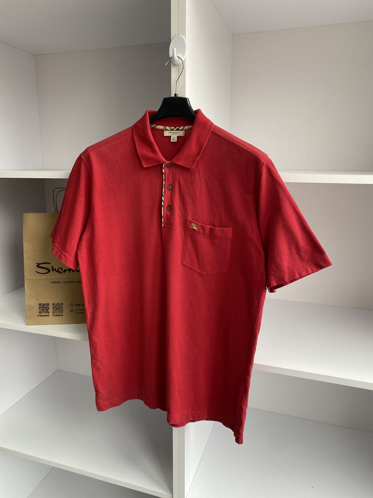 Burberry × Vintage Vintage Burberry Red Polo T-Shirt Size US M / EU 48-50 / 2 - 6 Thumbnail
