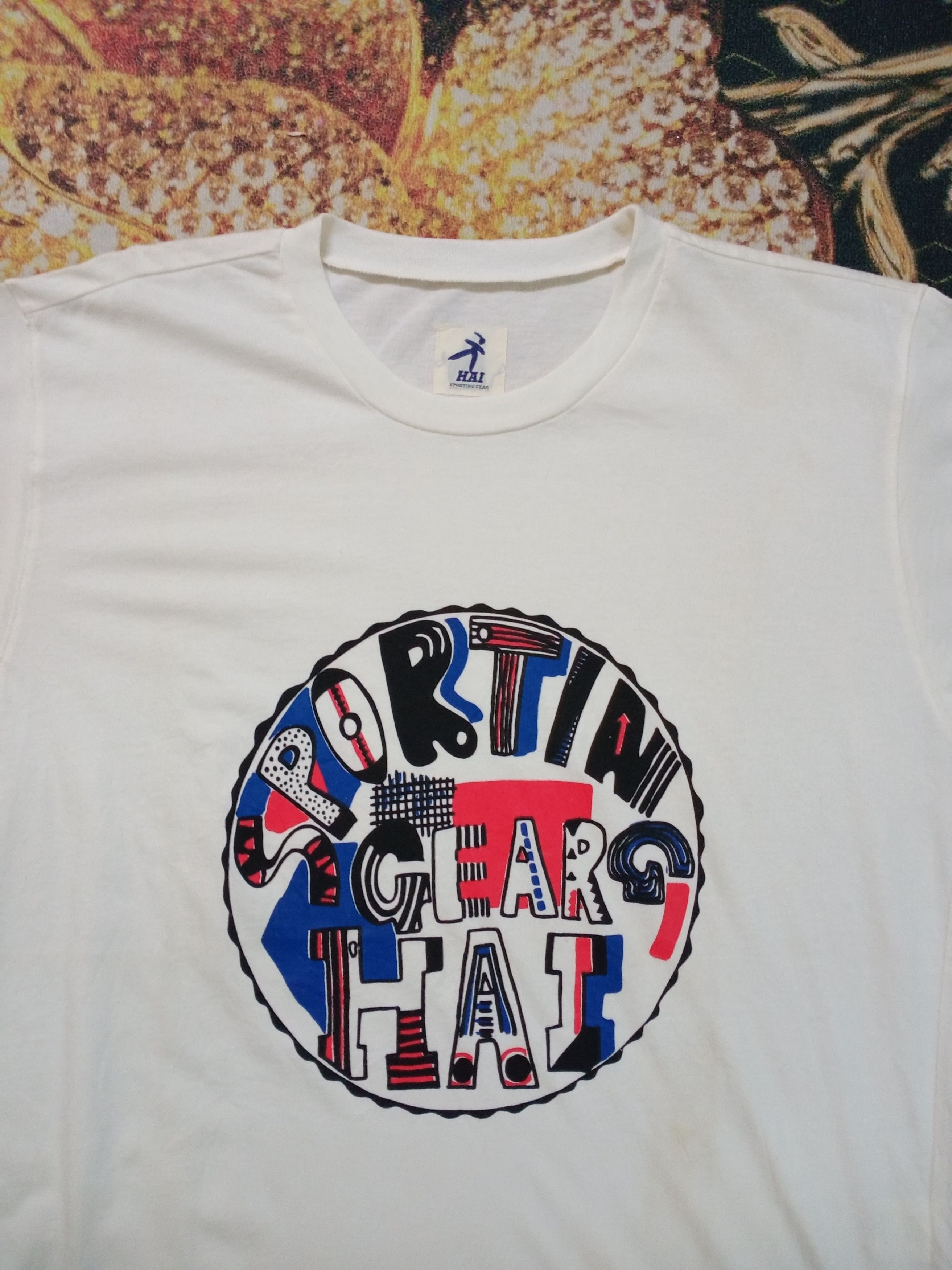 Hai Sporting Gear Rare Vintage Hai Sporting Gear Issey Miyake Tshirt Size US M / EU 48-50 / 2 - 1 Thumbnail