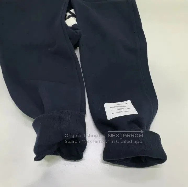 Thom Browne Thom Browne Classic Stripe Jogger Pants for Men. Size US 30 / EU 46 - 7 Thumbnail