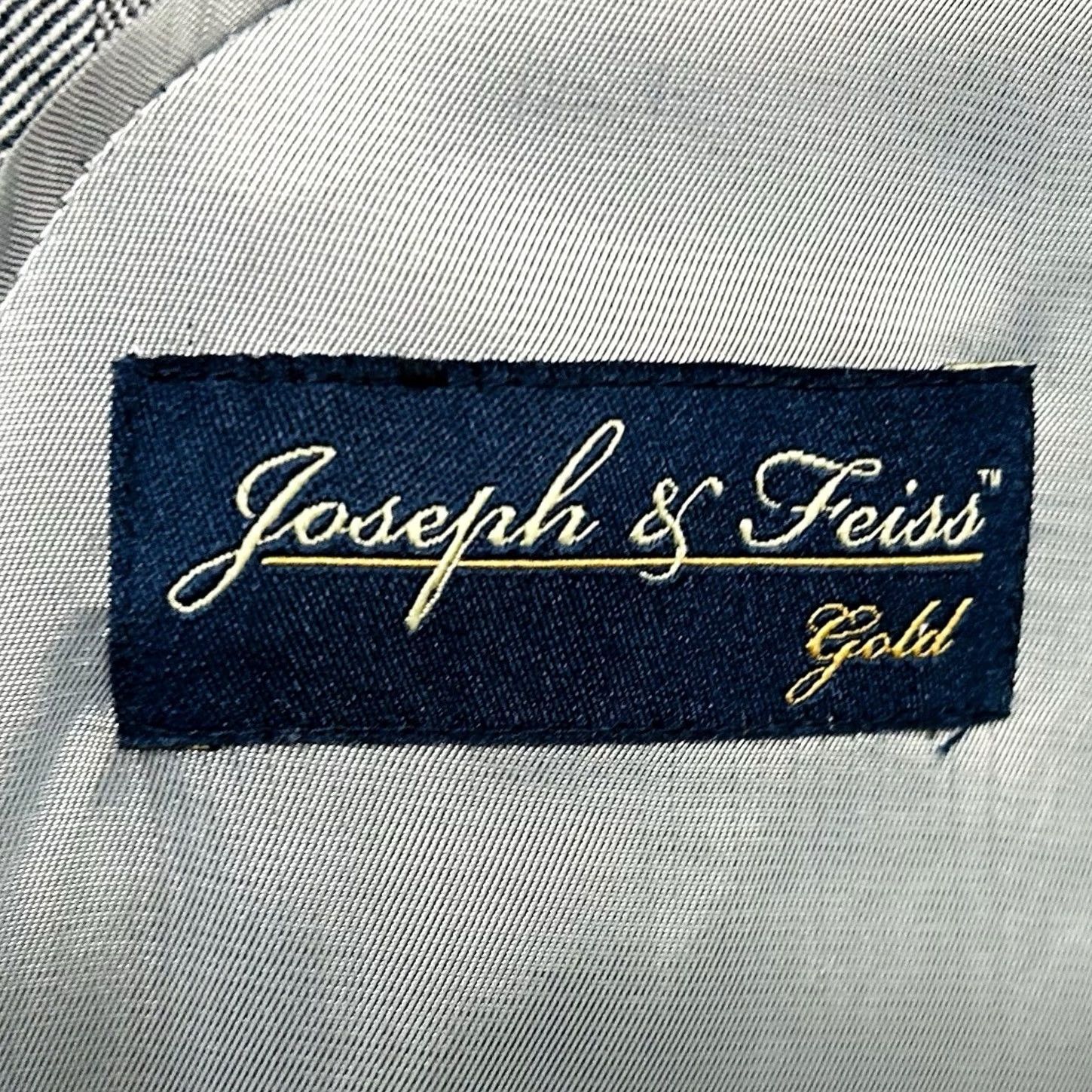 Joseph Joseph & Feiss 46S Executive Fit Sport Coat Gray Herringbone Two Button Vented Size US XS / EU 42 / 0 - 3 Thumbnail
