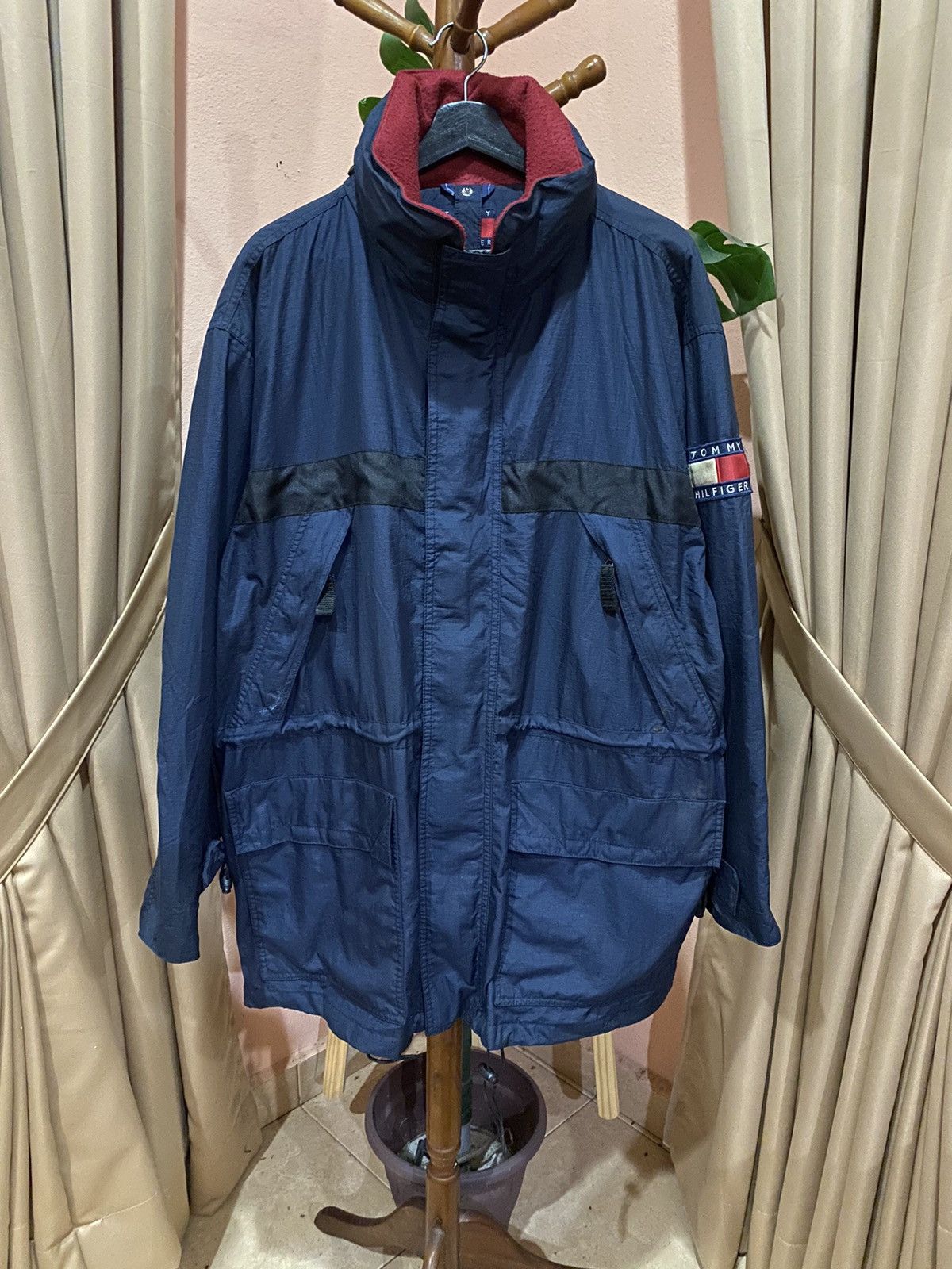 Tommy Hilfiger VINTAGE TOMMY HILFIGER WINDBREAKER Size US L / EU 52-54 / 3 - 6 Thumbnail