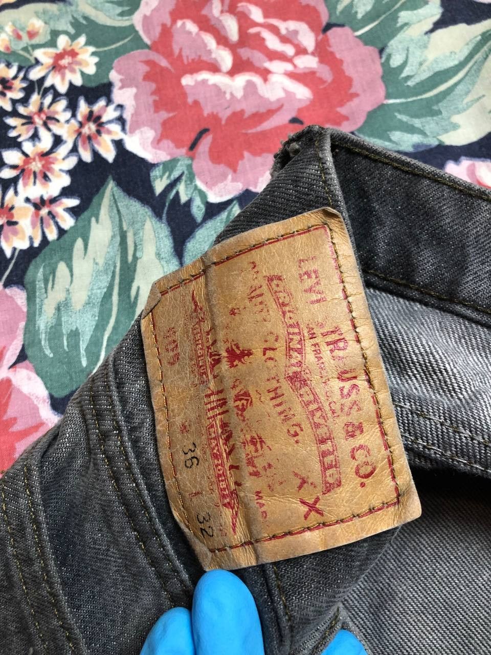 Levi's VINTAGE gray Levi's 505 100% cotton jeans STREETWEAR Size US 36 / EU 52 - 4 Thumbnail