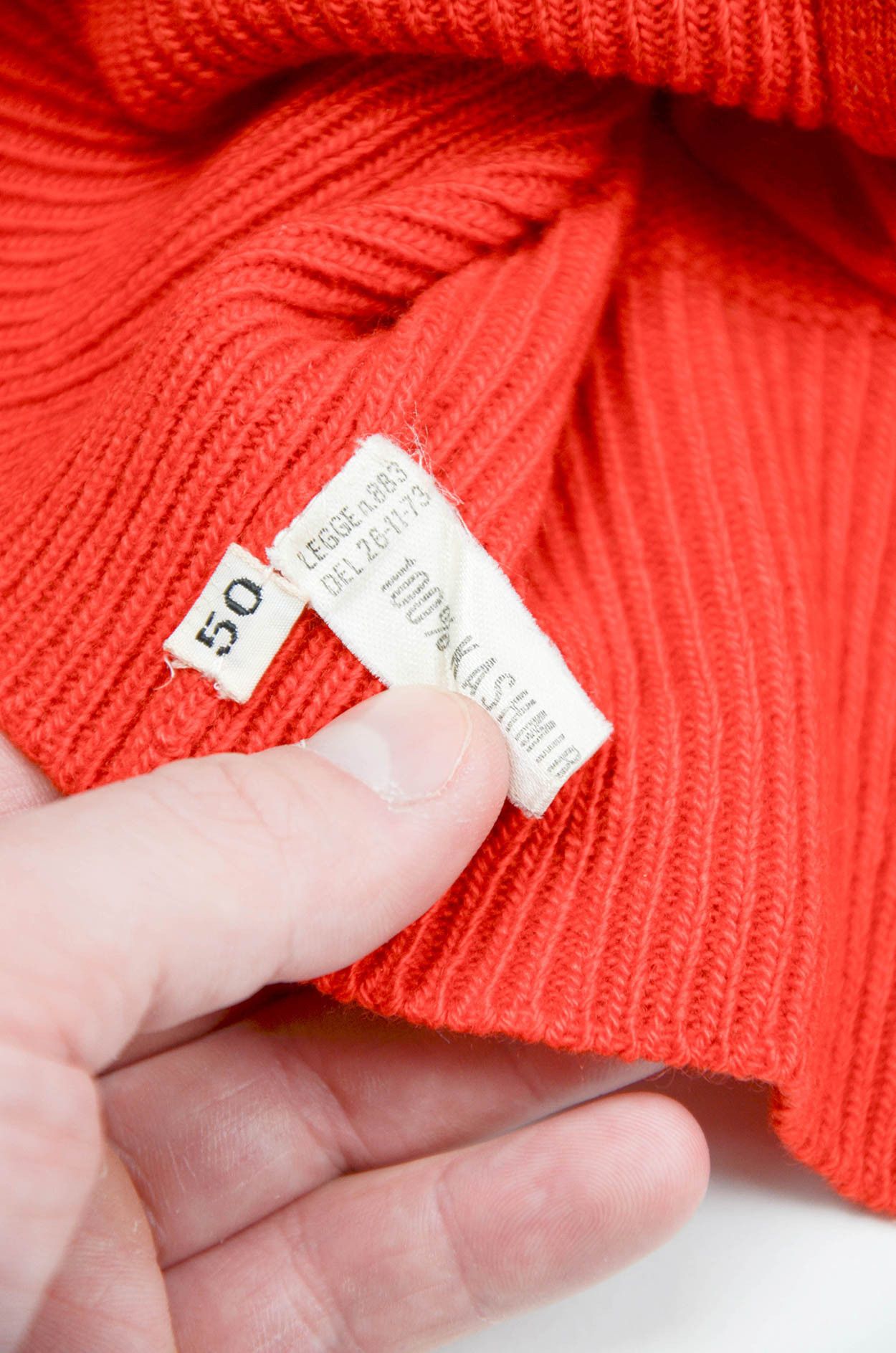 Fedeli Fedeli Red Cashmere Zip-Up Cardigan - Size IT50 Size US M / EU 48-50 / 2 - 7 Thumbnail