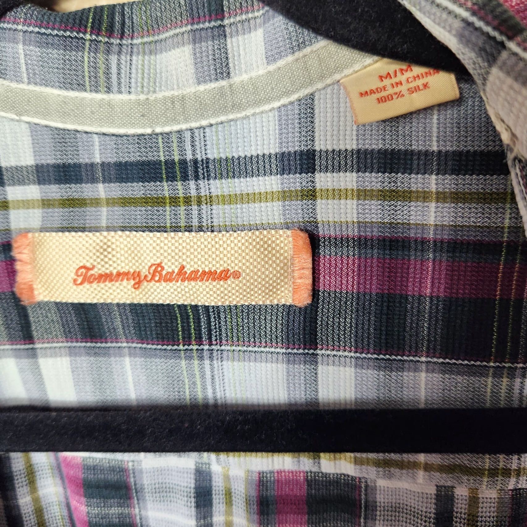 Tommy Bahama Tommy Bahama Shirt Mens 100% Silk Black Plaid Short Sleeve Buttonfront Size M Casual Beach, Vacation, Travel Women? Mens Size US M / EU 48-50 / 2 - 3 Thumbnail
