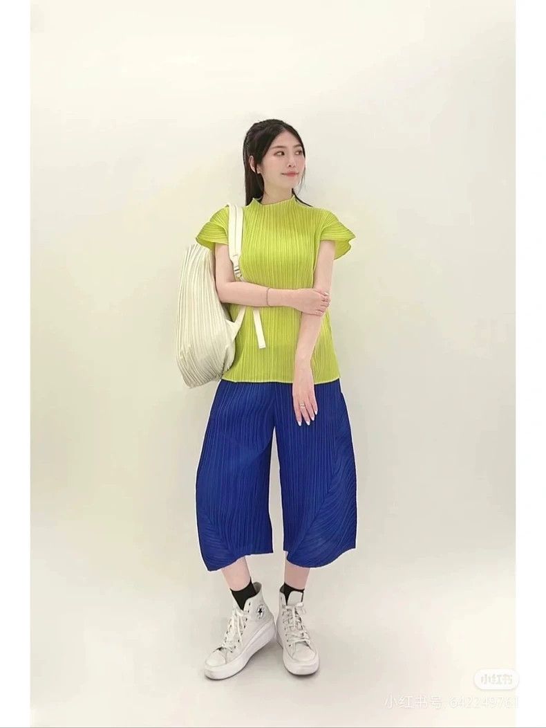 Issey Miyake Issey Miyake size:3 Blue pleated casual pants Size 31" - 3 Thumbnail