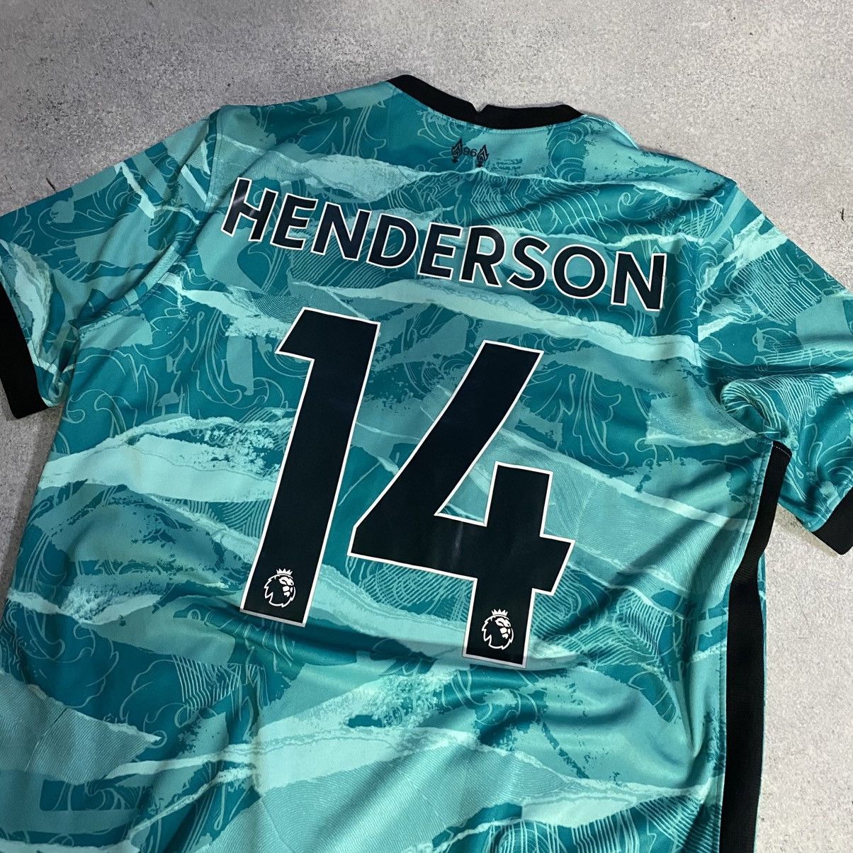 Nike Nike Liverpool Henderson sportswear soccer jersey Size US M / EU 48-50 / 2 - 2 Thumbnail