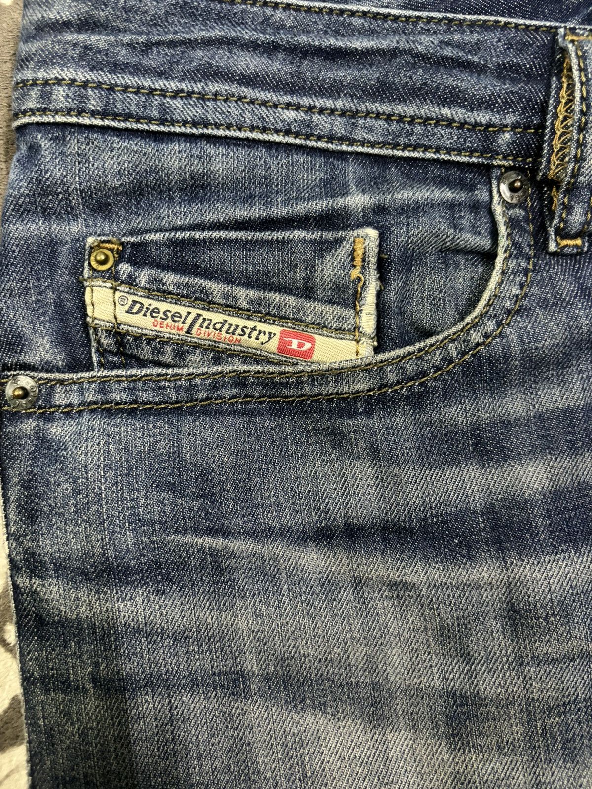 Diesel Vintage Y2K Diesel Industry 3D Buster Slim Clawmark Jeans Size US 34 / EU 50 - 5 Thumbnail