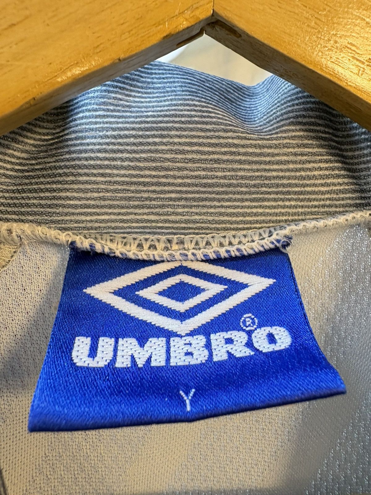 Umbro Vintage 1996 England Football Team Away Kit Size US S / EU 44-46 / 1 - 5 Thumbnail