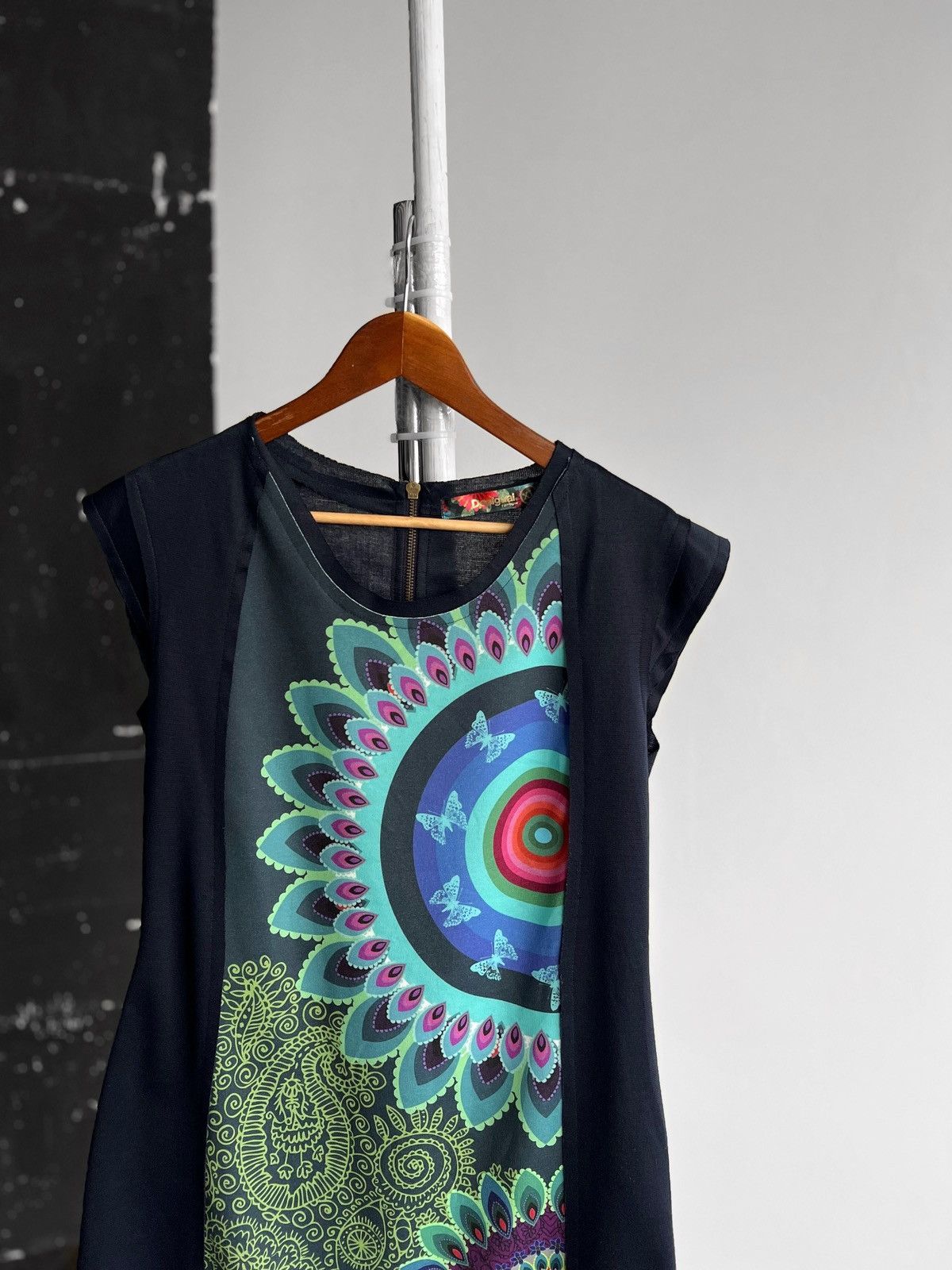 Designer × Desigual Desigual Womens Graphic Sheath Dress Navy Blue Zipper Size XL / US 12-14 / IT 48-50 - 2 Thumbnail