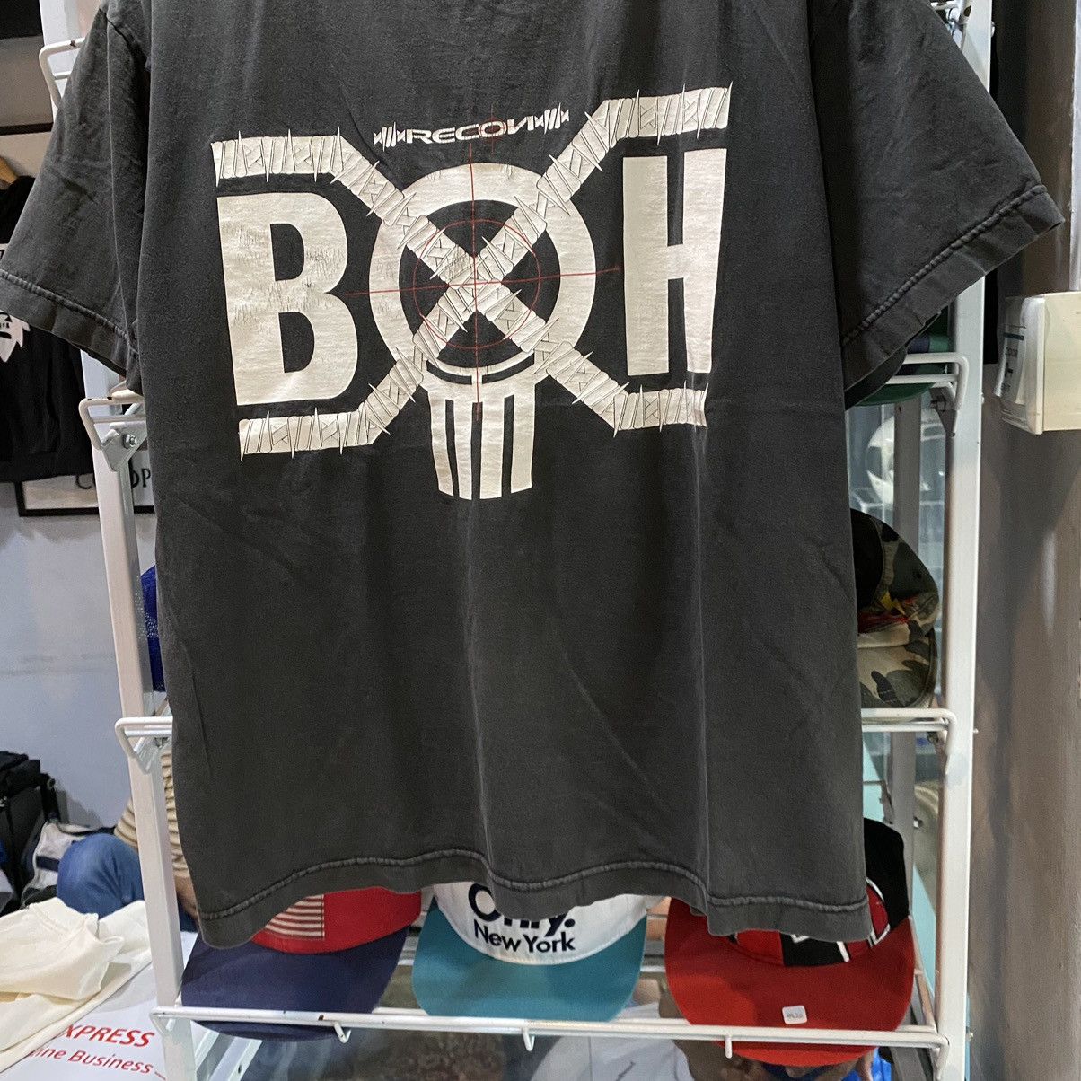 Bounty Hunter × Recon × Vintage Vintage Bounty Hunter X Recon Futura Tshirt Size US M / EU 48-50 / 2 - 4 Thumbnail
