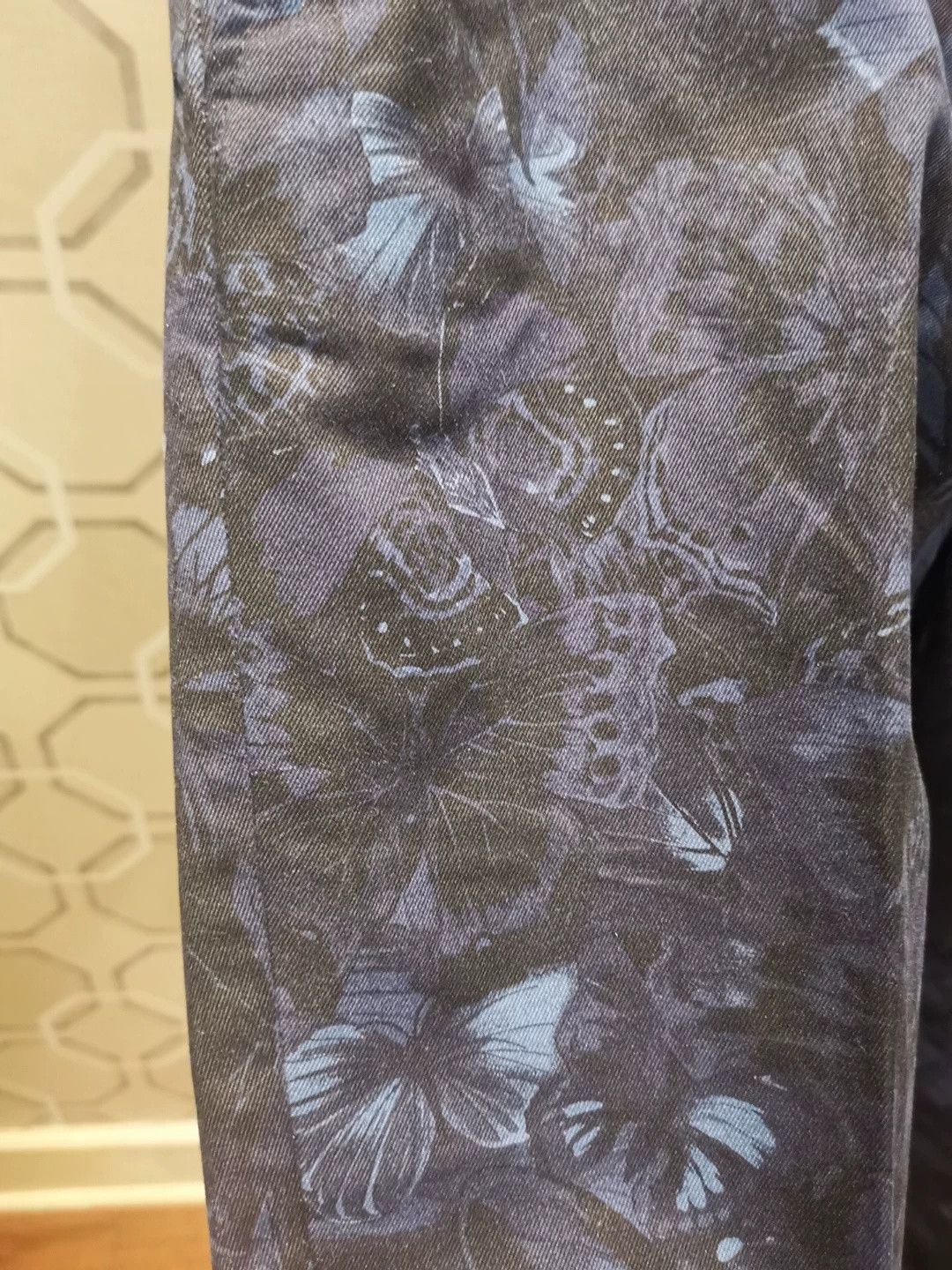 Valentino Valentino Blue Butterfly Camouflage Cropped Pants Size US 30 / EU 46 - 6 Thumbnail
