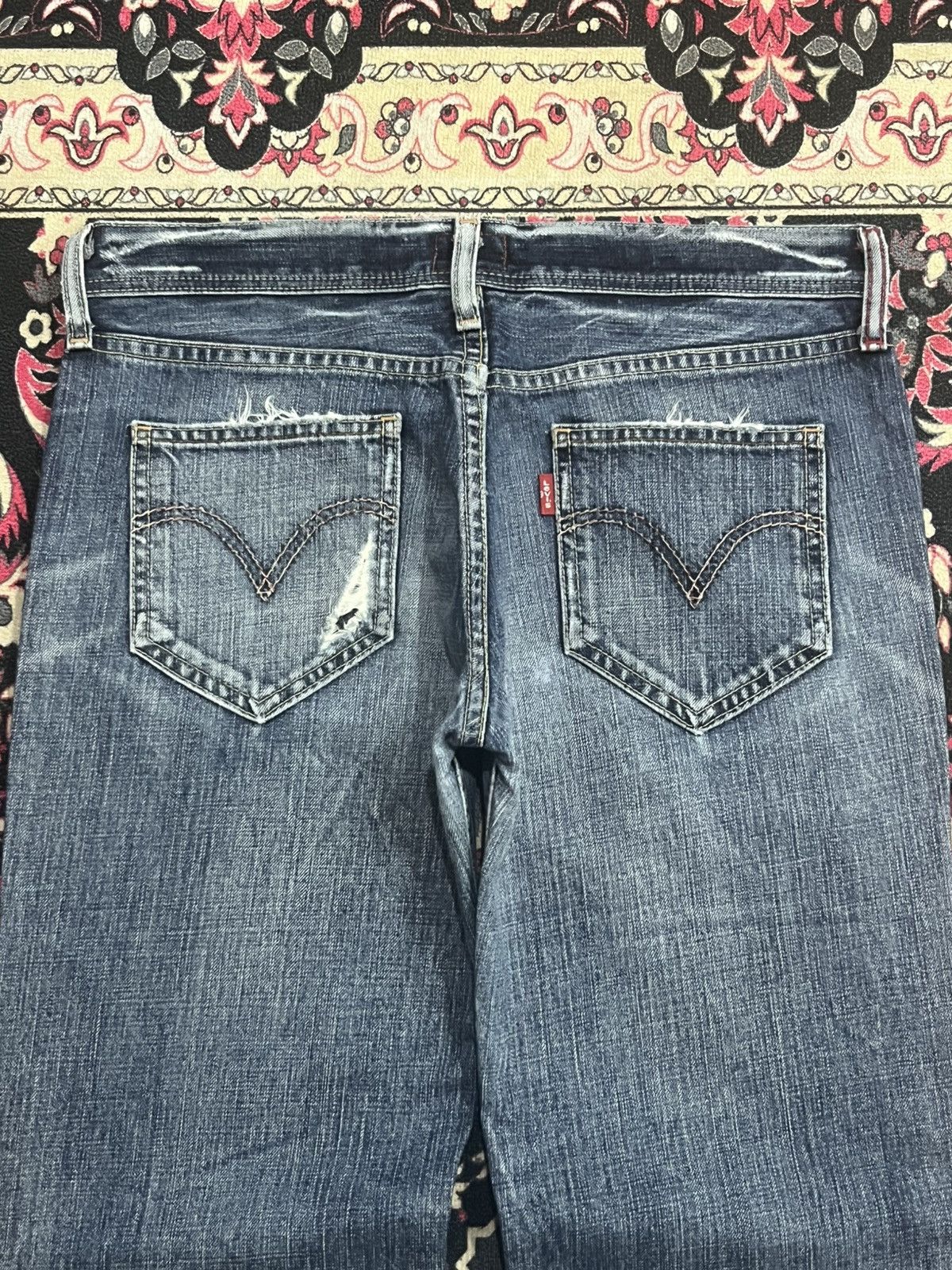 Levi's Vintage Levi’s Whisker Blue Faded Washed Patches Unisex Jean Size US 28 / EU 44 - 8 Thumbnail