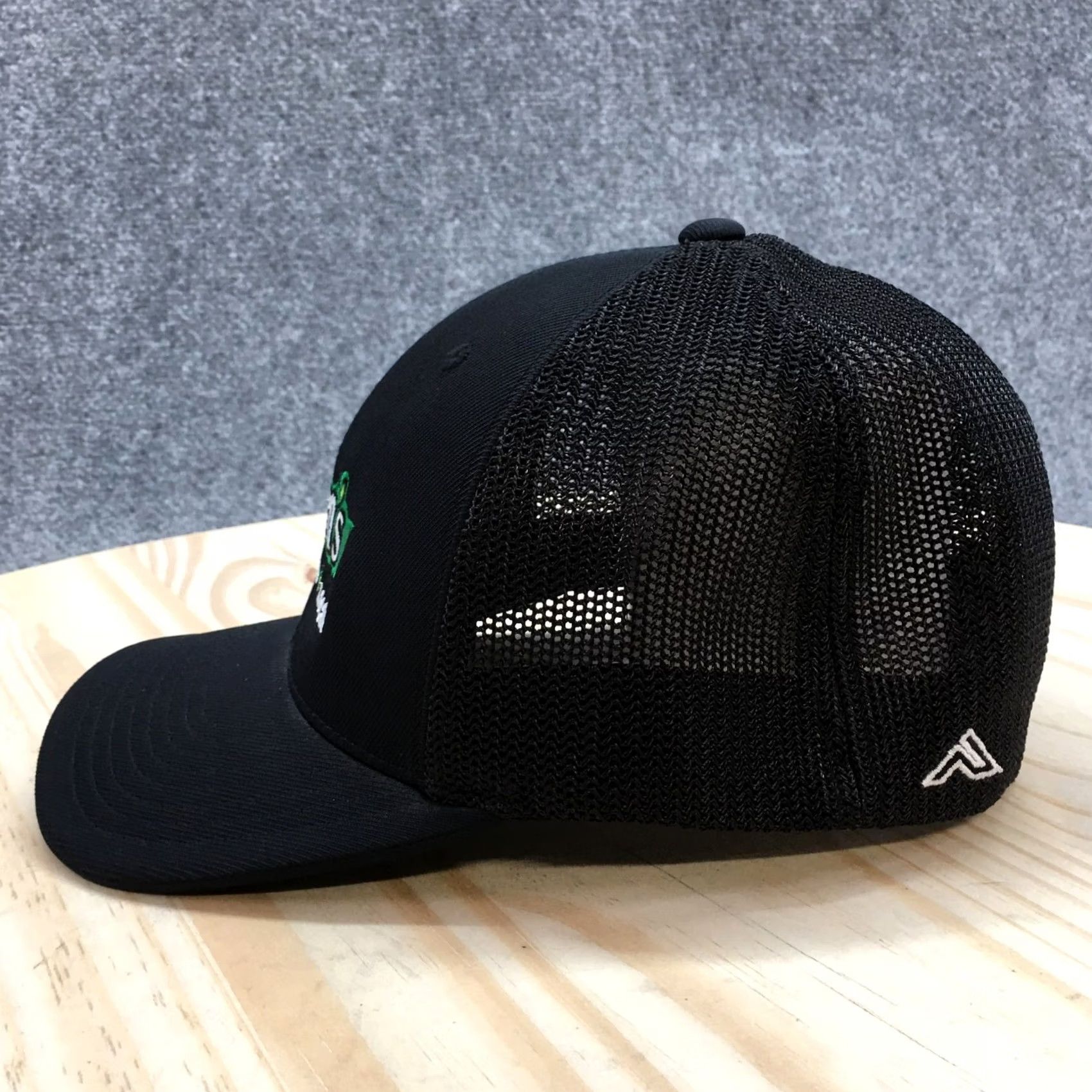 Logo 7 Elden'S Pacific Headwear Baseball Cap Mens Black S-M Adjustable Embroidered Logo Size ONE SIZE - 6 Thumbnail
