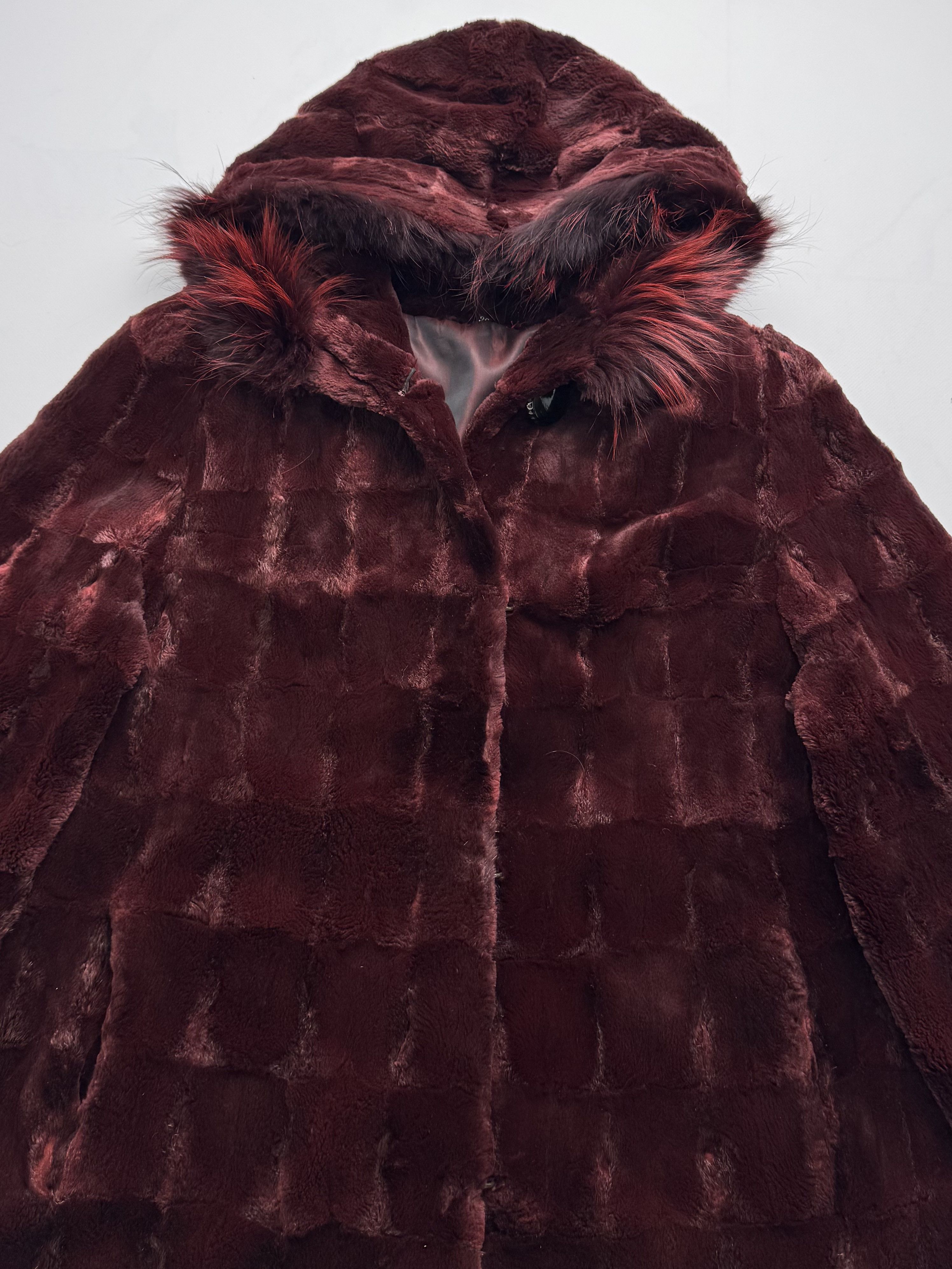 Vintage Vintage Real Fur Coat With Hood B8(V414)E2 Size M / US 6-8 / IT 42-44 - 2 Thumbnail