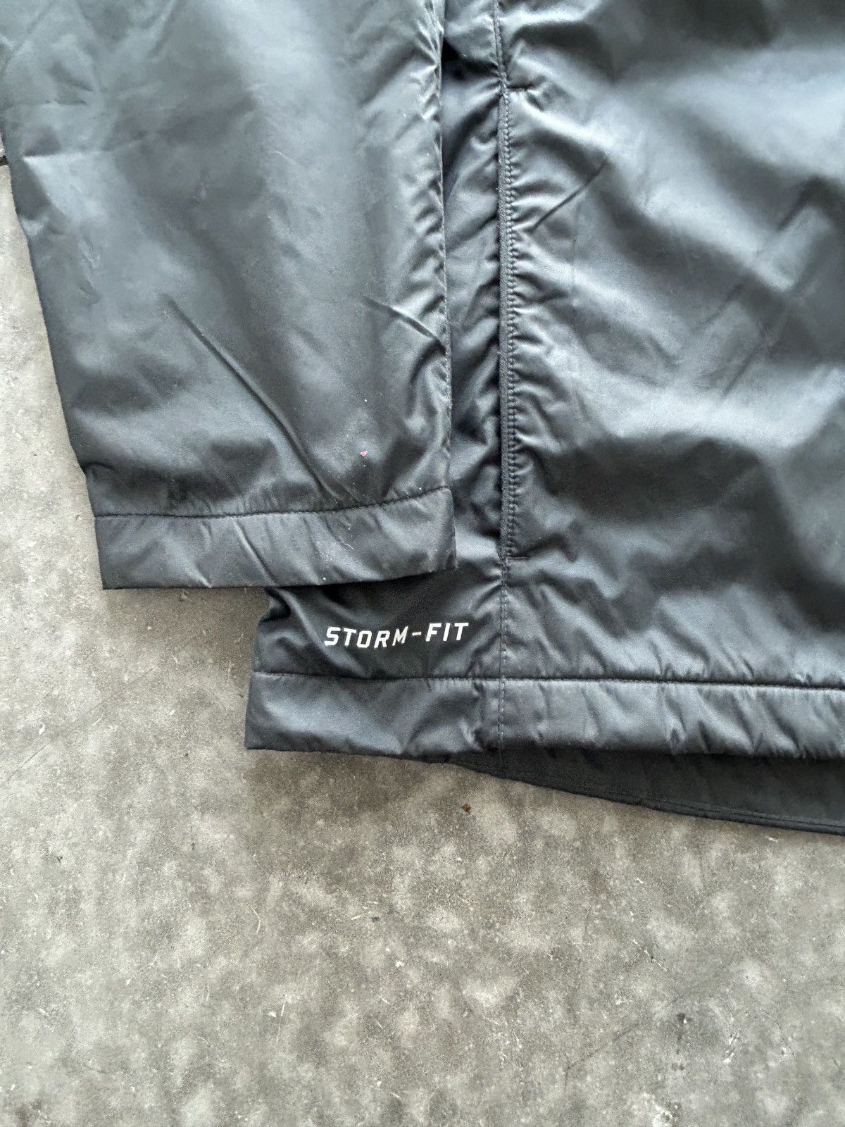 Nike Vintage Y2K Nike Storm Fit Fleece Lined Nylon Jacket Size US XL / EU 56 / 4 - 3 Thumbnail