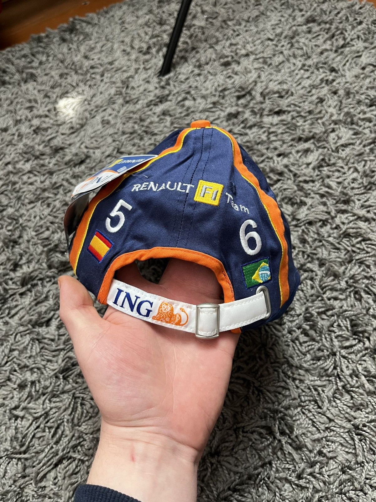 Formula 1 Vintage 2008 ING Renault F1 Team Cap NWT Fernando Alonso #5 Size ONE SIZE - 1 Thumbnail