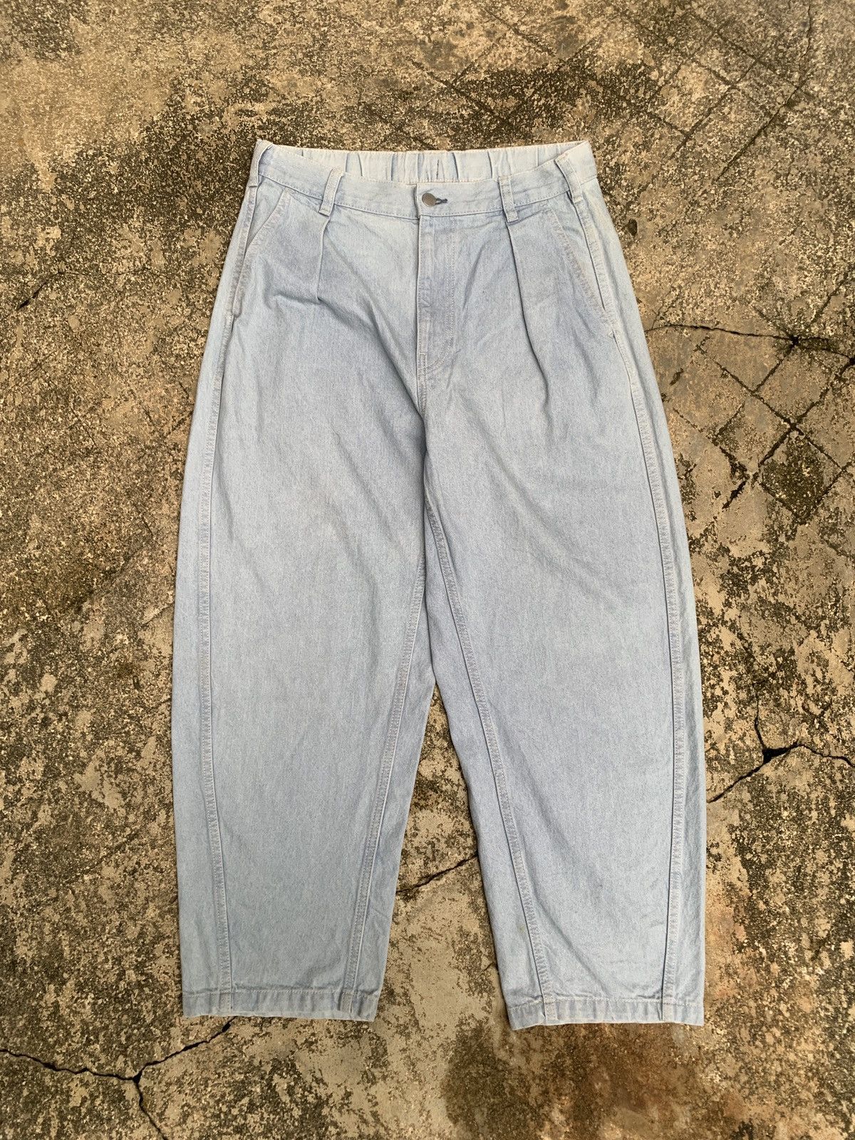 GU GU Japan Washed Blue Jeans Baggy Balloon Pants Size US 32 / EU 48 - 1 Thumbnail