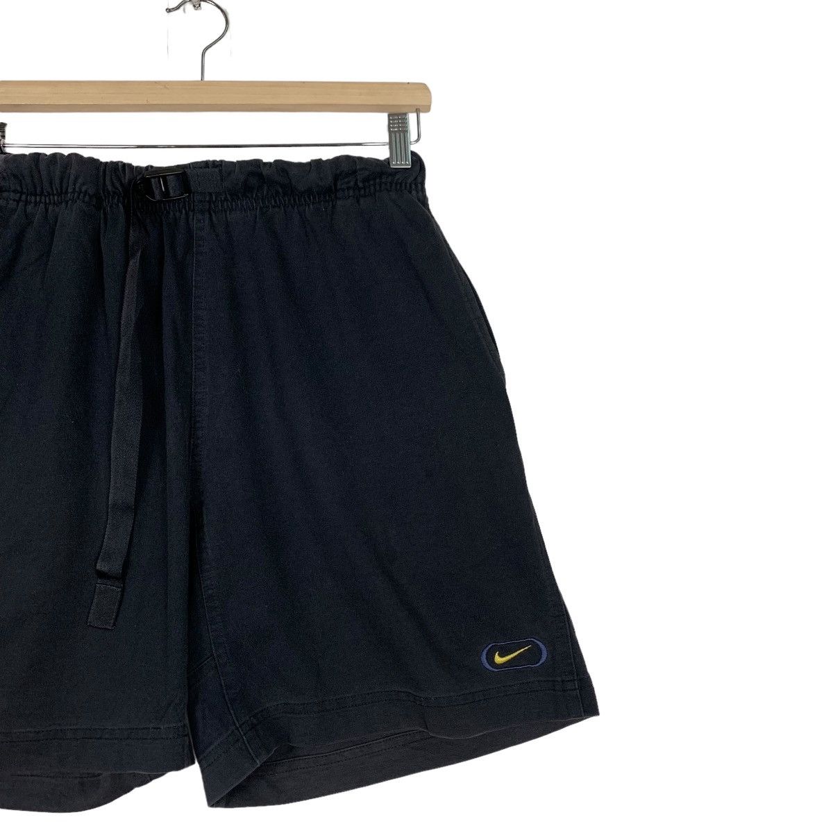 Nike NIKE SILVER TAG Embroidery Small Logo Shorts #0337-C16 Size US 26 / EU 42 - 5 Thumbnail
