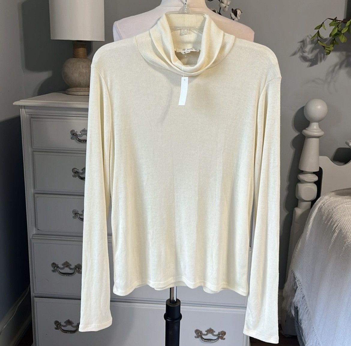 Madewell Madewell Beige Ribbed Turtleneck Size XXL / US 16-18 / IT 52-54 - 2 Thumbnail