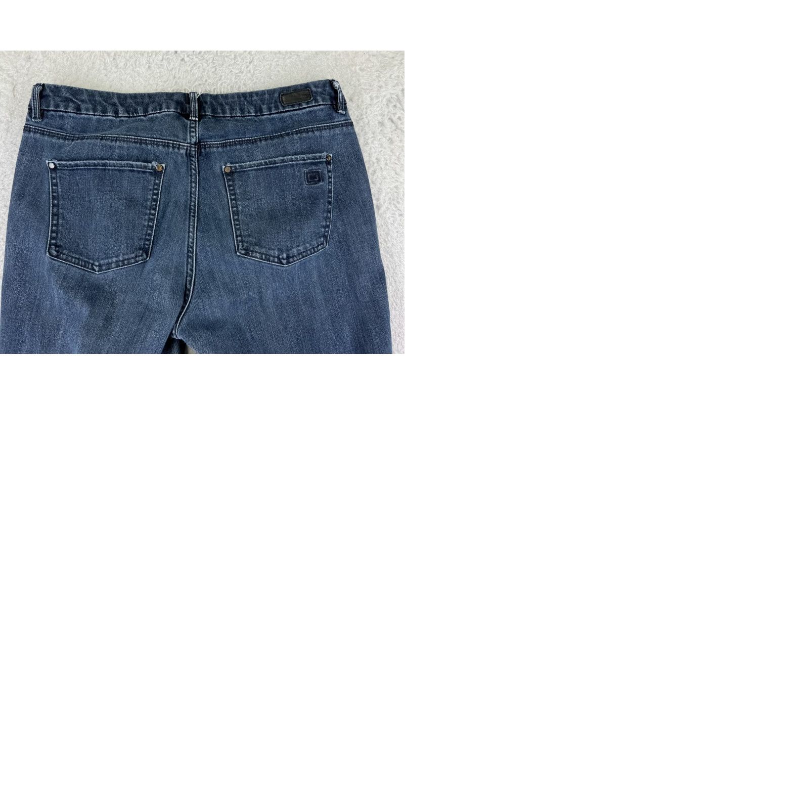 Liz Claiborne Liz Claiborne Jeans Womens 8 Blue Denim Flared 29x29.5 Cotton Regular Zip 5-Pocket Distressed Medium Wash Vintage: No Size 30" / US 8 / IT 44 - 10 Thumbnail
